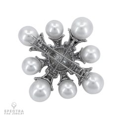 Broche pendentif perle de culture diamantée