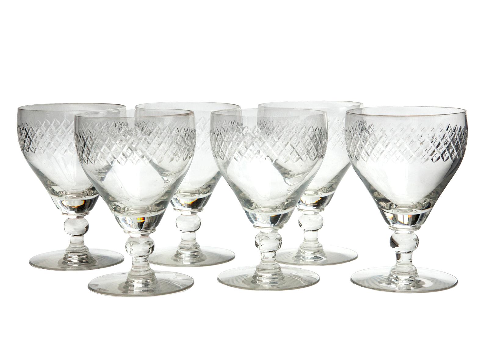 Copas de Cristal Tallado Diamante;  lote de 11 Moderno de mediados de siglo en venta