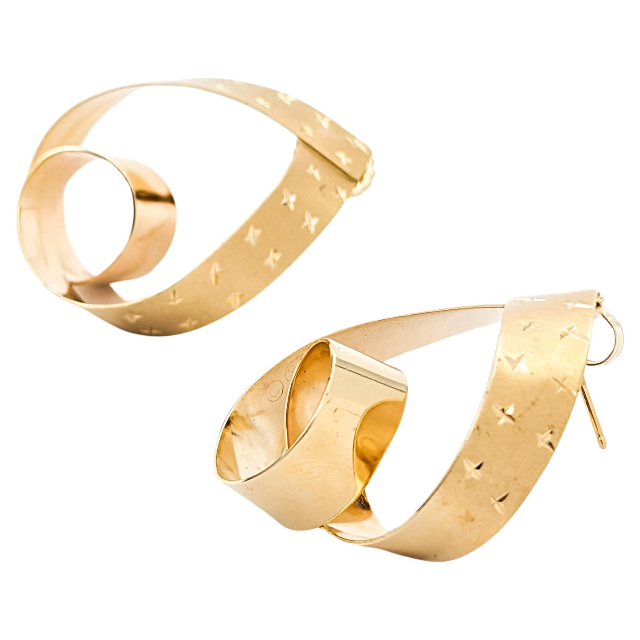 Diamond Cut Ribbon Earrings In Yellow Gold For Sale