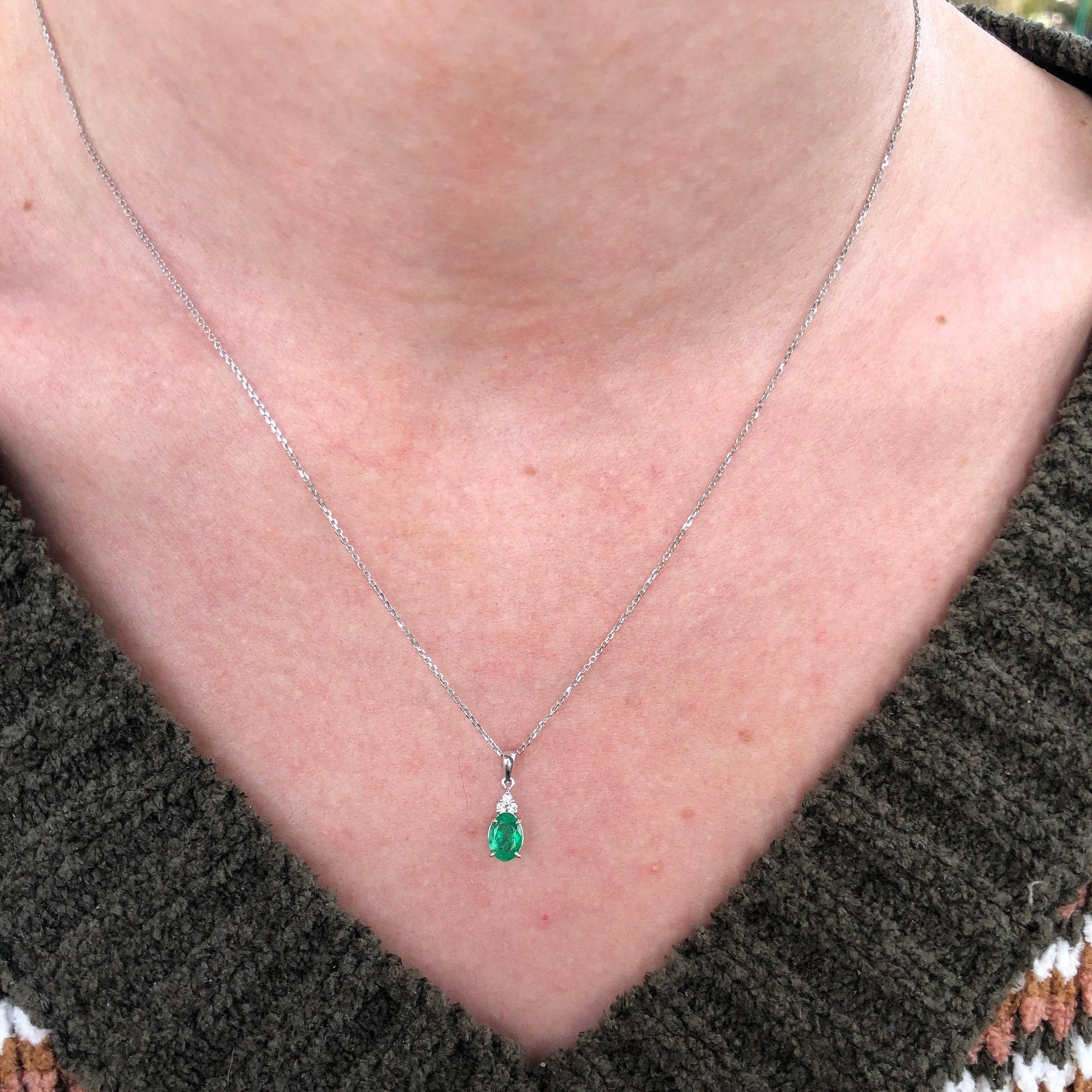 Massive 14K Goldkette - Erhältlich in Gelb-, Weiß- und Roségold

Erhöhen Sie Ihren Alltagslook mit unserer hochwertigen Kette aus massivem 14-karätigem Gold, die mit außergewöhnlicher Liebe zum Detail gefertigt und für mühelose Eleganz entworfen