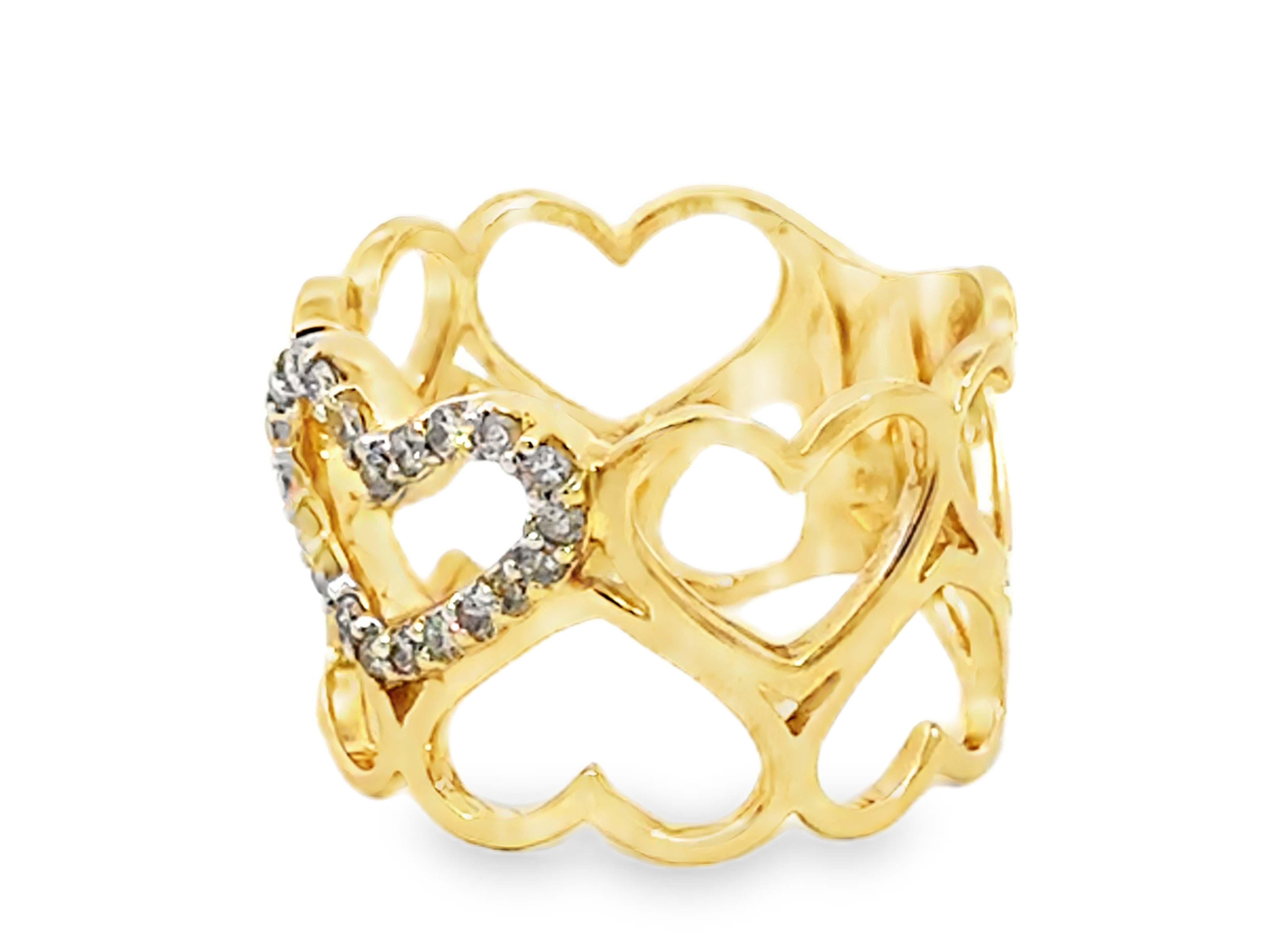 Anillo de oro amarillo de 14 quilates con corte de diamante en forma de corazón en Excelente estado para la venta en Honolulu, HI