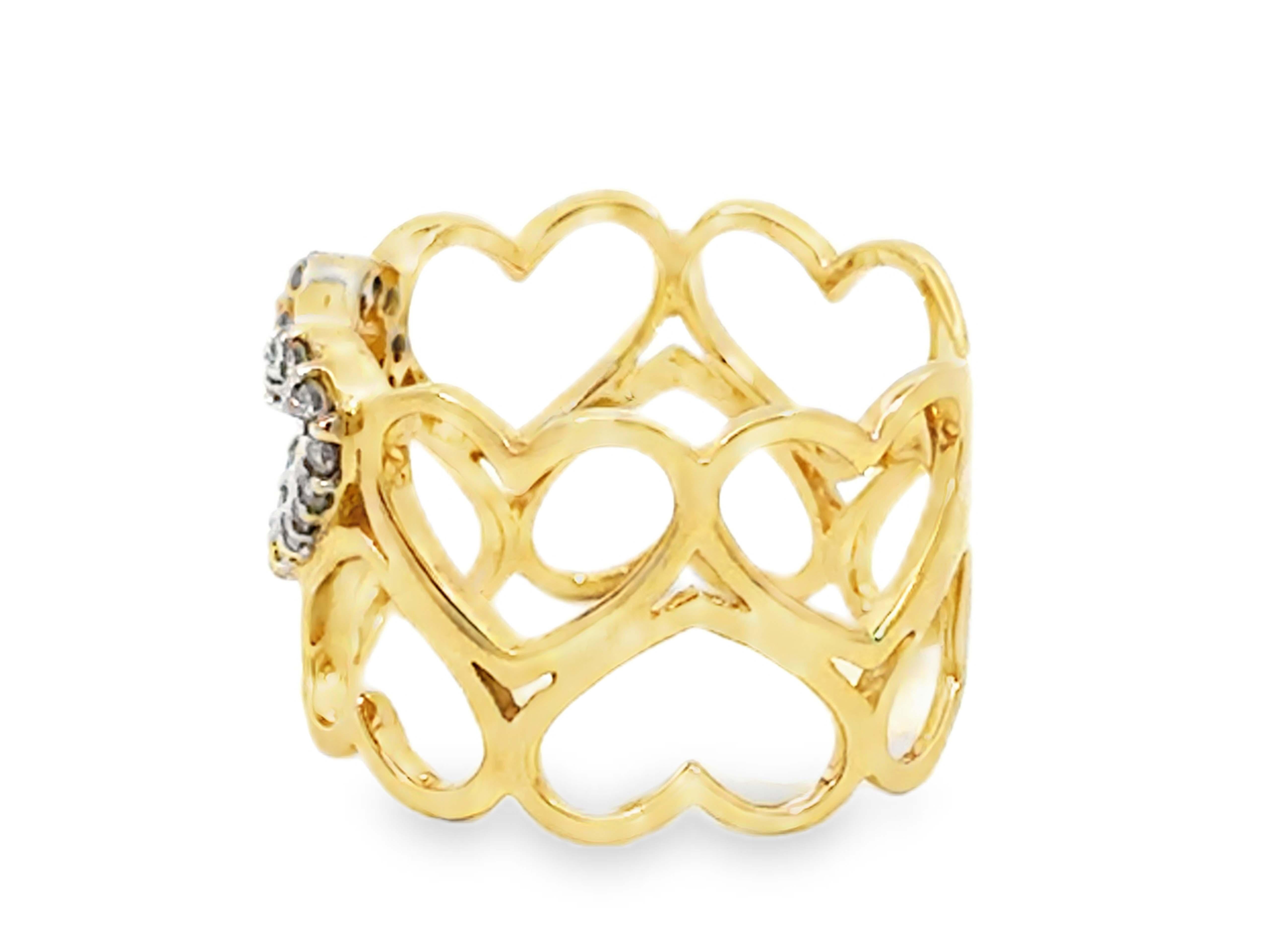 Anillo de oro amarillo de 14 quilates con corte de diamante en forma de corazón en venta 1
