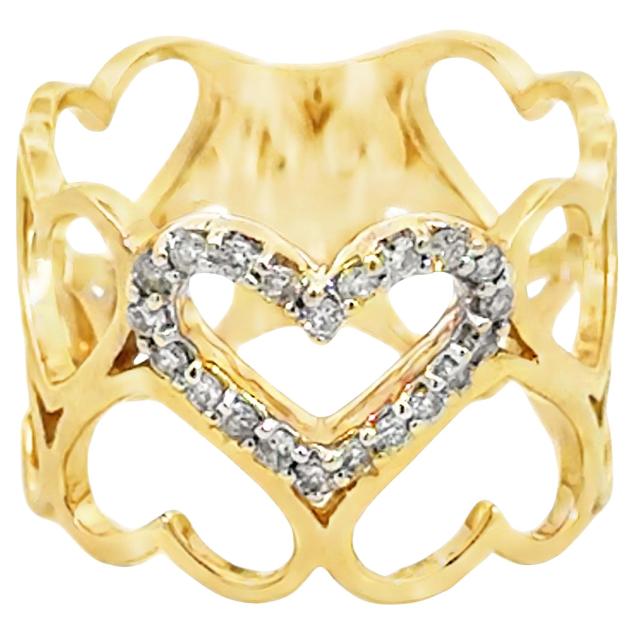 Anillo de oro amarillo de 14 quilates con corte de diamante en forma de corazón en venta