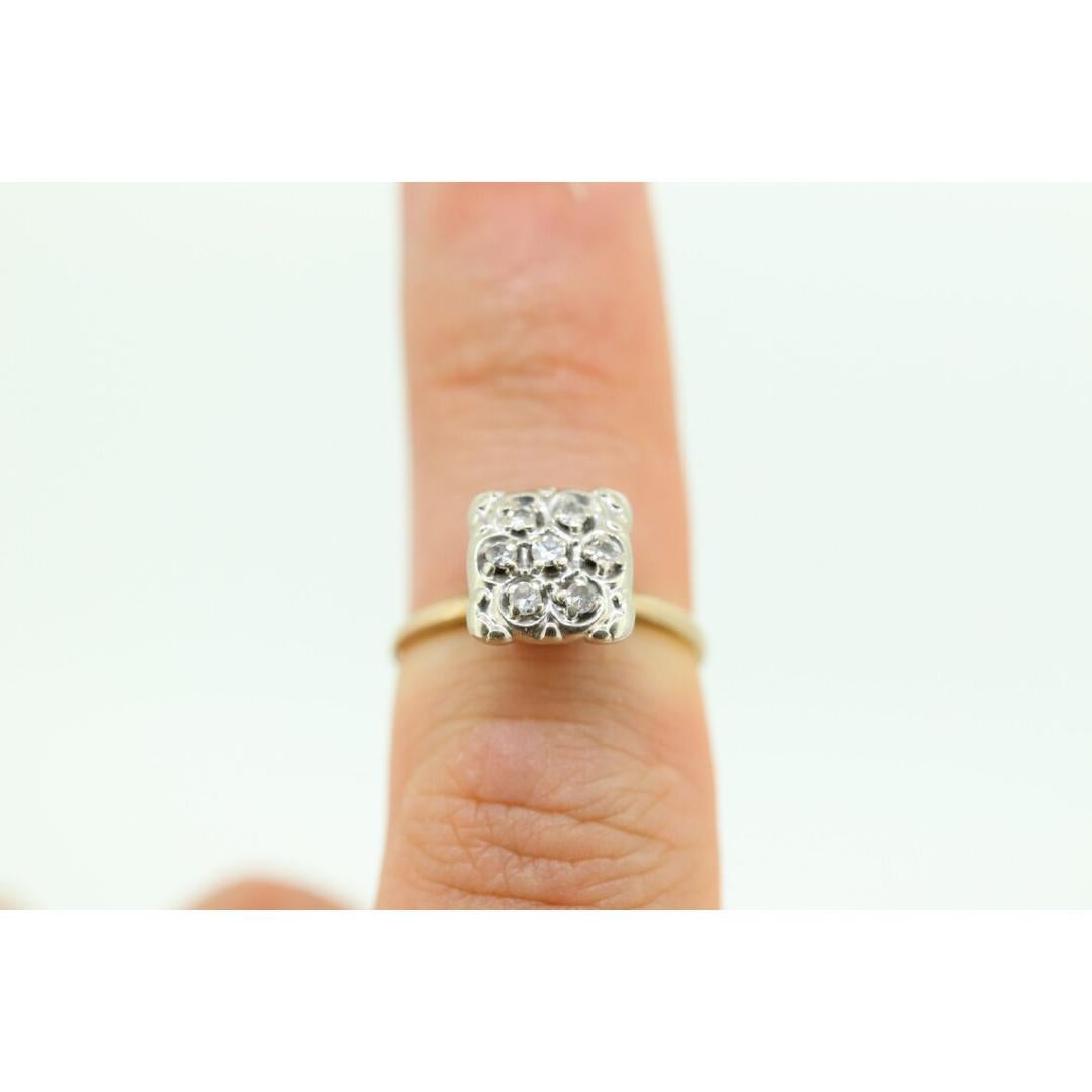 Diamant Gänseblümchen-Cluster auf Ring erhöht. 10k Art Deco Diamant Pave Quadratischer Diamant im Angebot 7