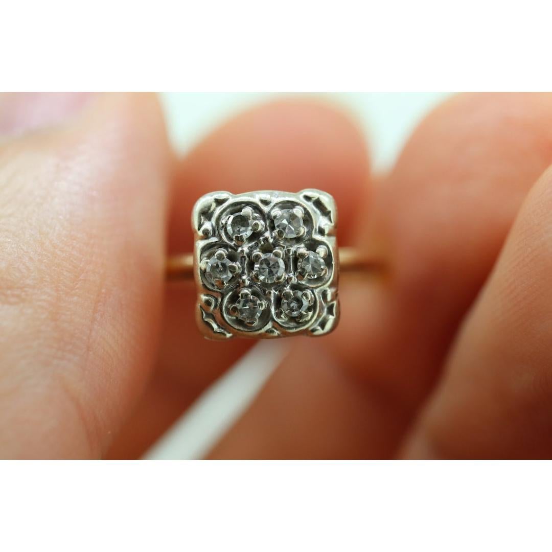 Diamant Gänseblümchen-Cluster auf Ring erhöht. 10k Art Deco Diamant Pave Quadratischer Diamant im Zustand „Gut“ im Angebot in Port Charlotte, FL