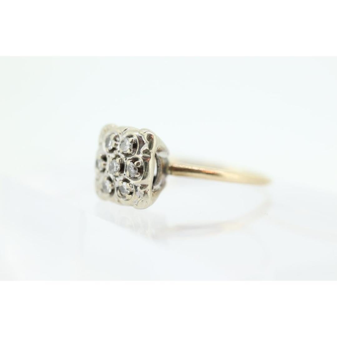 Diamant Gänseblümchen-Cluster auf Ring erhöht. 10k Art Deco Diamant Pave Quadratischer Diamant im Angebot 5