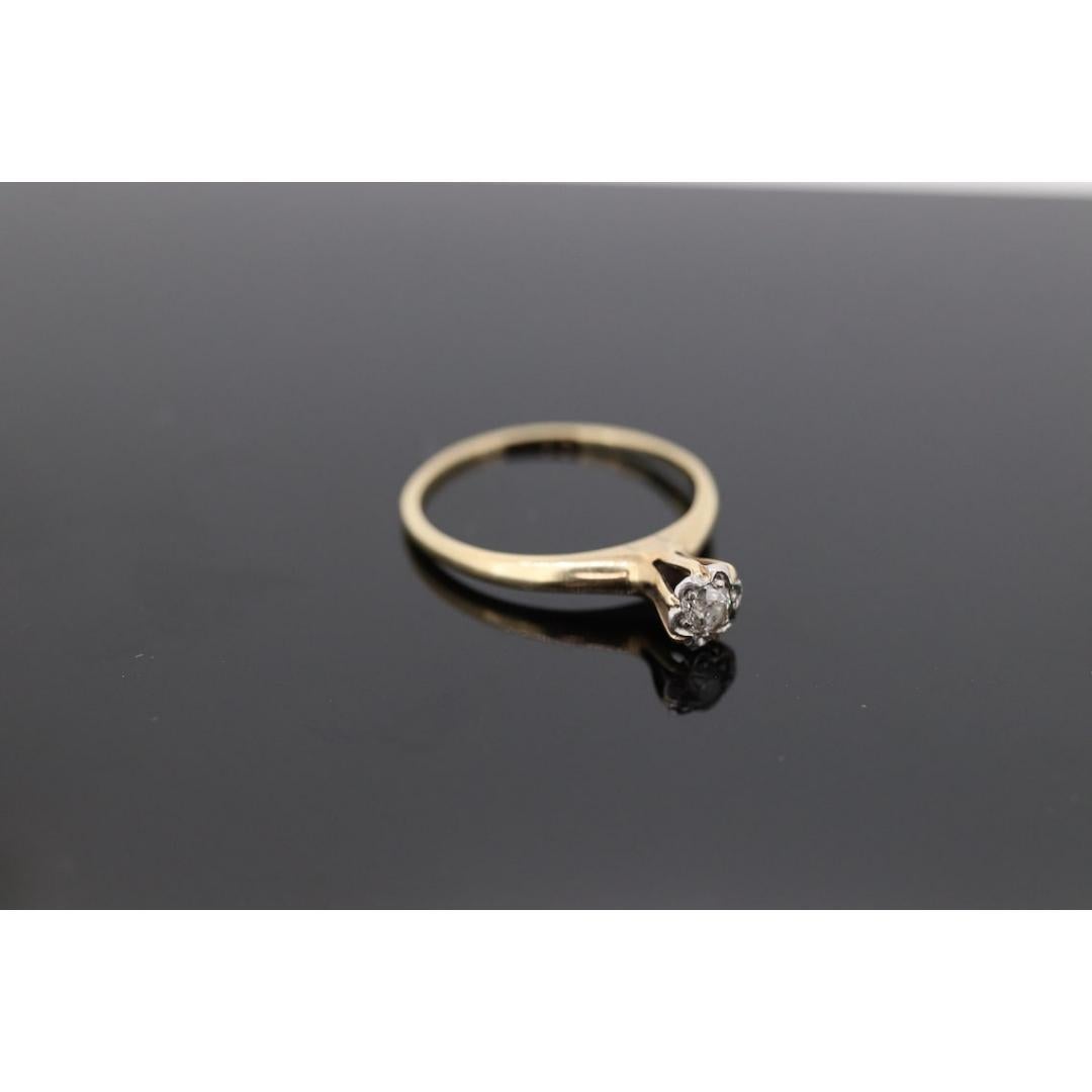 Marguerite élevée sur la bague, marguerite en diamant 14 carats. fleur vintage en diamants en vente 7