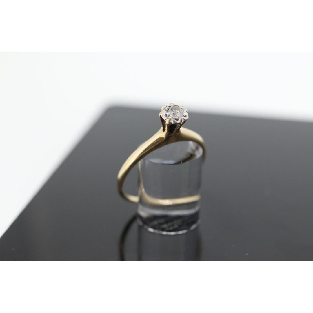 Marguerite élevée sur la bague, marguerite en diamant 14 carats. fleur vintage en diamants Pour femmes en vente