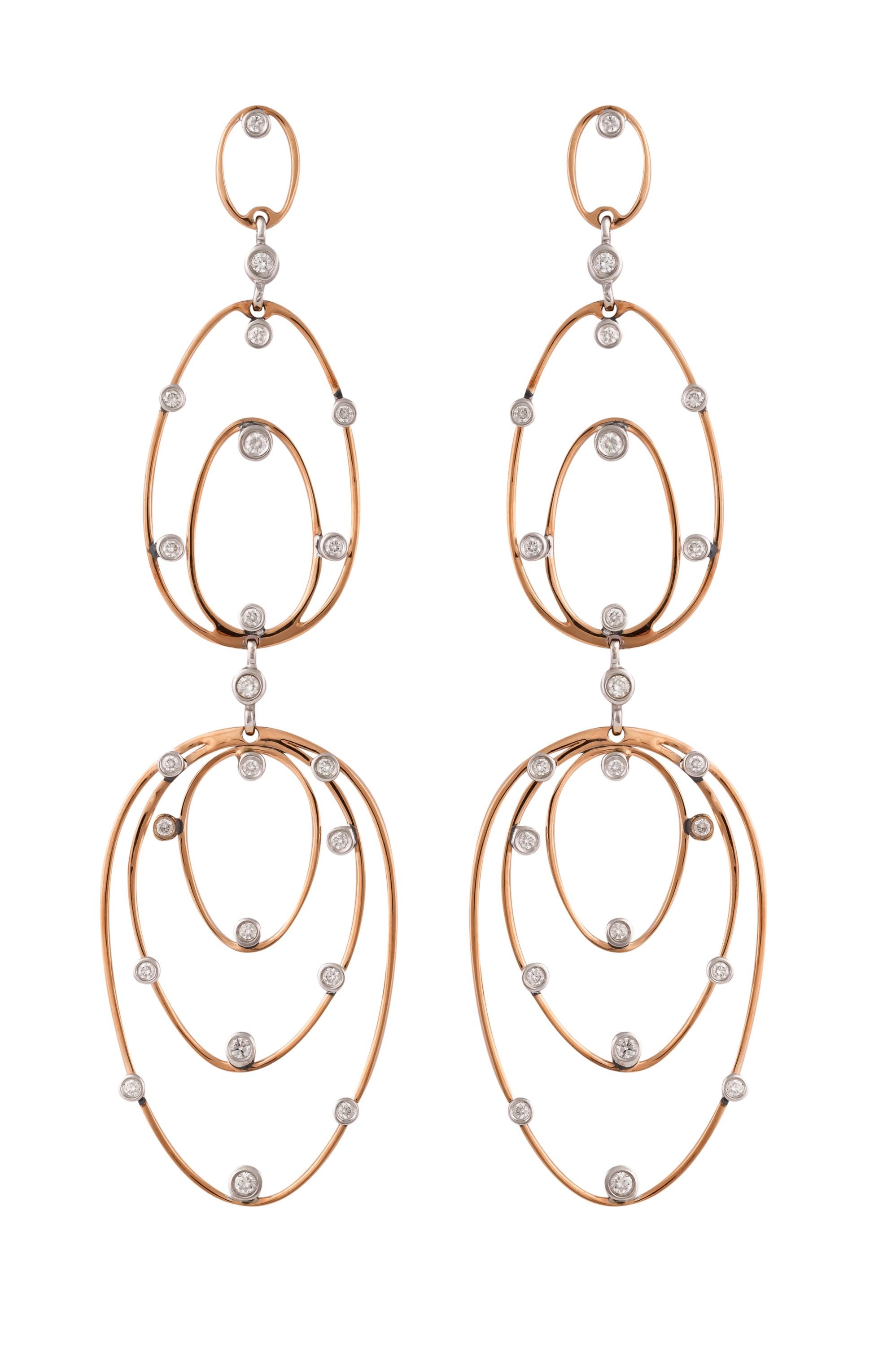 Round Cut Diamond Dangle Earring in 18 Karat White & Rose Gold For Sale