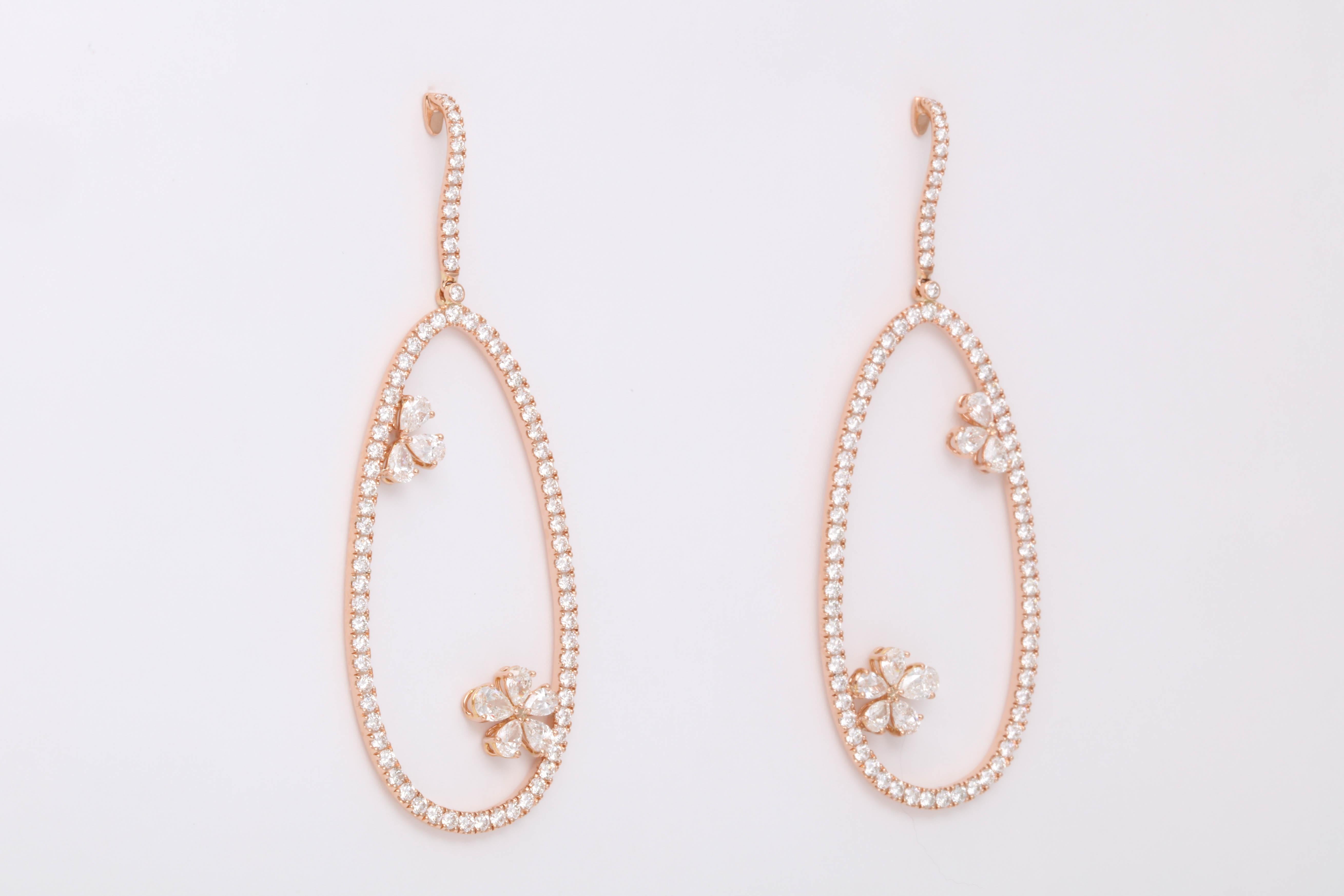 Diamond Dangle Earring with Flowers Rose Gold 2