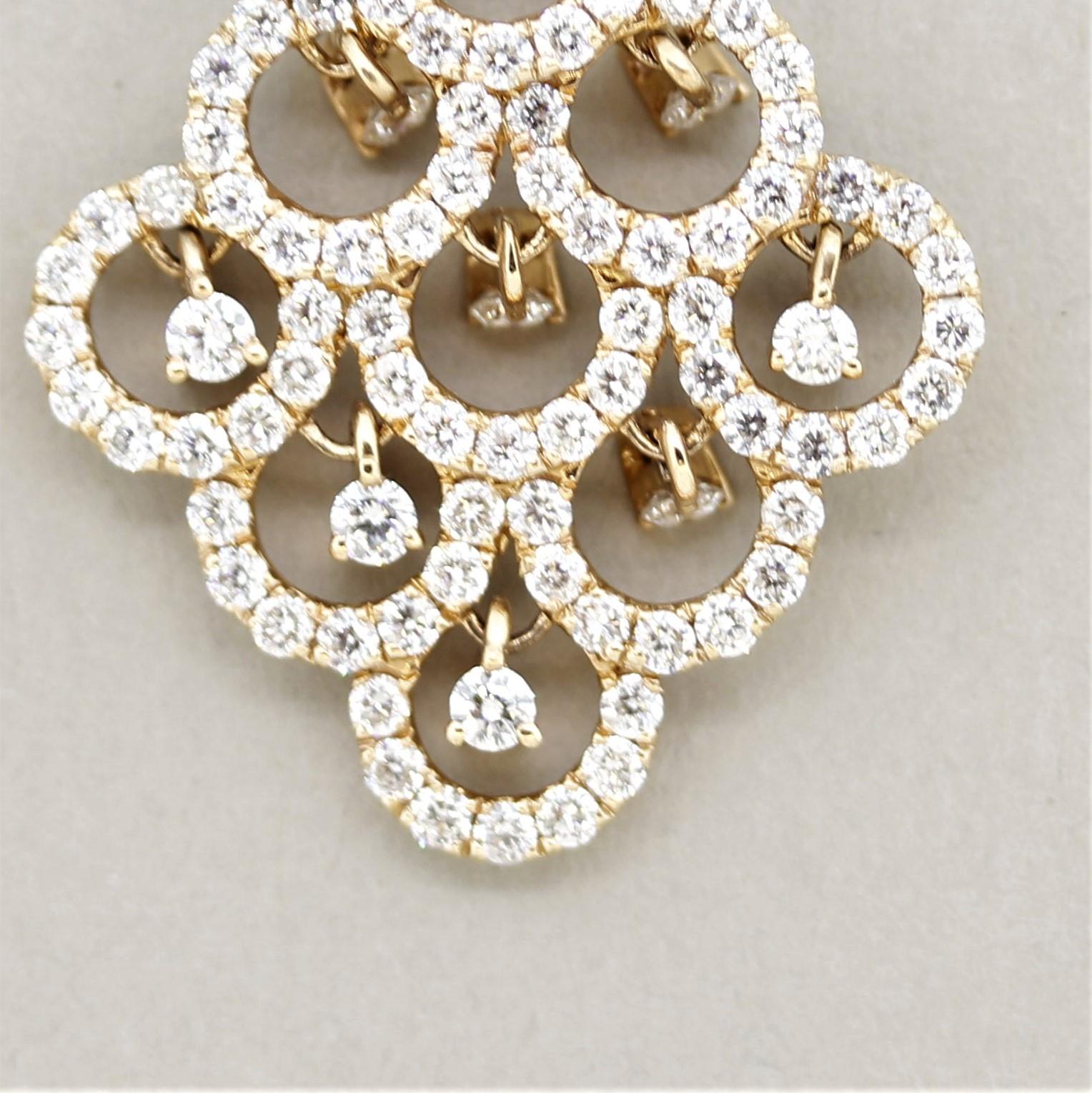 Round Cut Diamond Dangle Gold Drop Chandelier Earrings For Sale