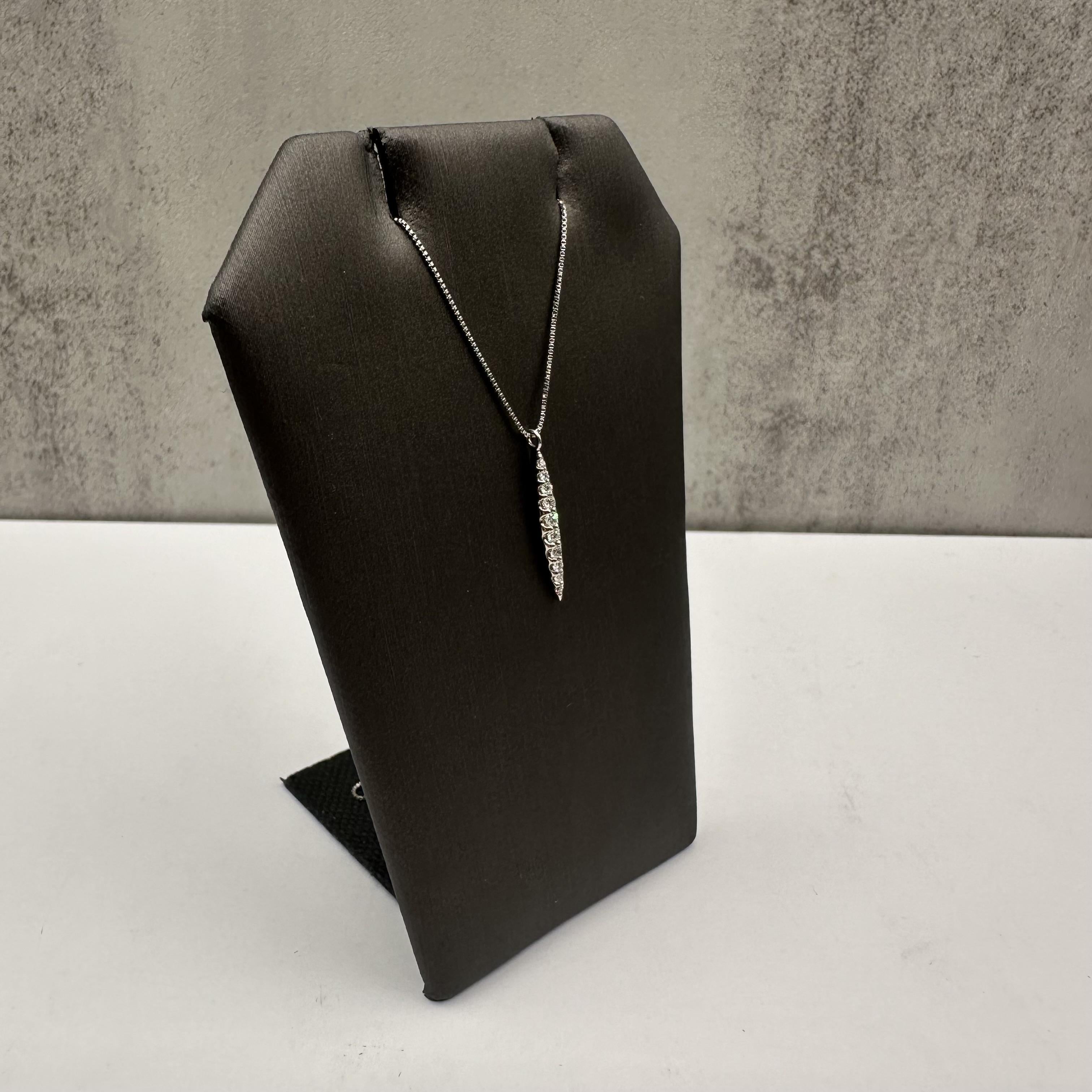 Add a touch of understated elegance to your collection with this beautiful Diamond Dangle Necklace, crafted in sleek Platinum. The pendant is made from PT950 platinum, while the adjustable chain is crafted from PT850 platinum, offering both