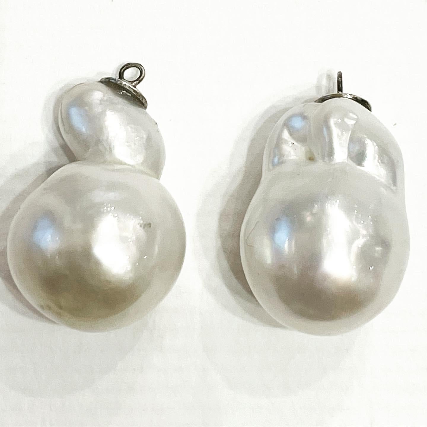 Diamond Dangle Removable South Sea Baroque Pearl Stud 18k White Gold Earrings For Sale 2
