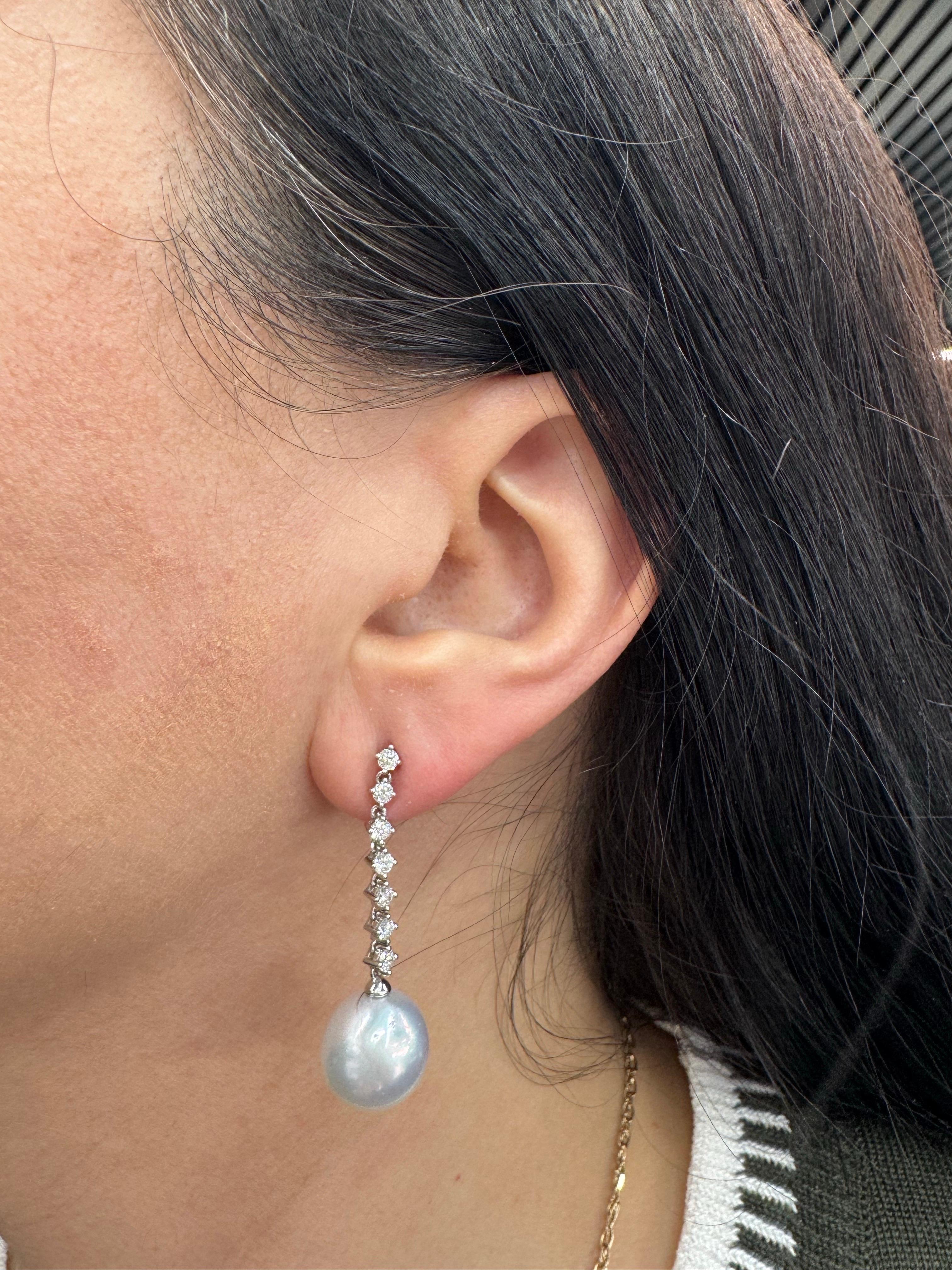 Orecchini con diamanti e perle dei mari del sud 0,75 carati in oro bianco 18KT 13-14 MM in vendita 1