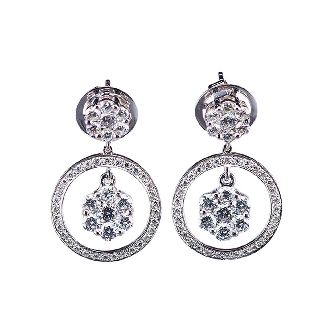 Diamond Dangle Earrings 18 Karat White Gold For Sale at 1stDibs