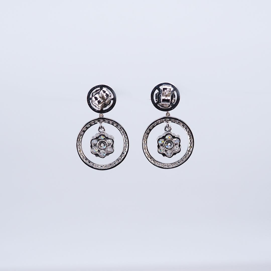 A lovely diamond earrings that you can use for the cocktail party.Diamond use 2.07 ct H VS quality, the setting made in 18k White gold