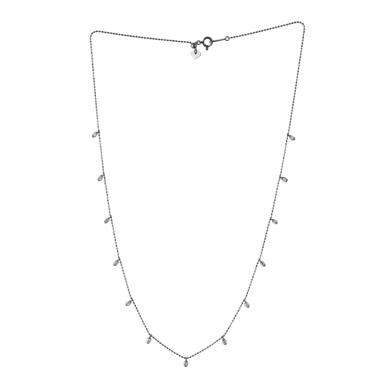 Taglio misto Collana a catena con diamanti delicati in oro bianco 18 carati in vendita