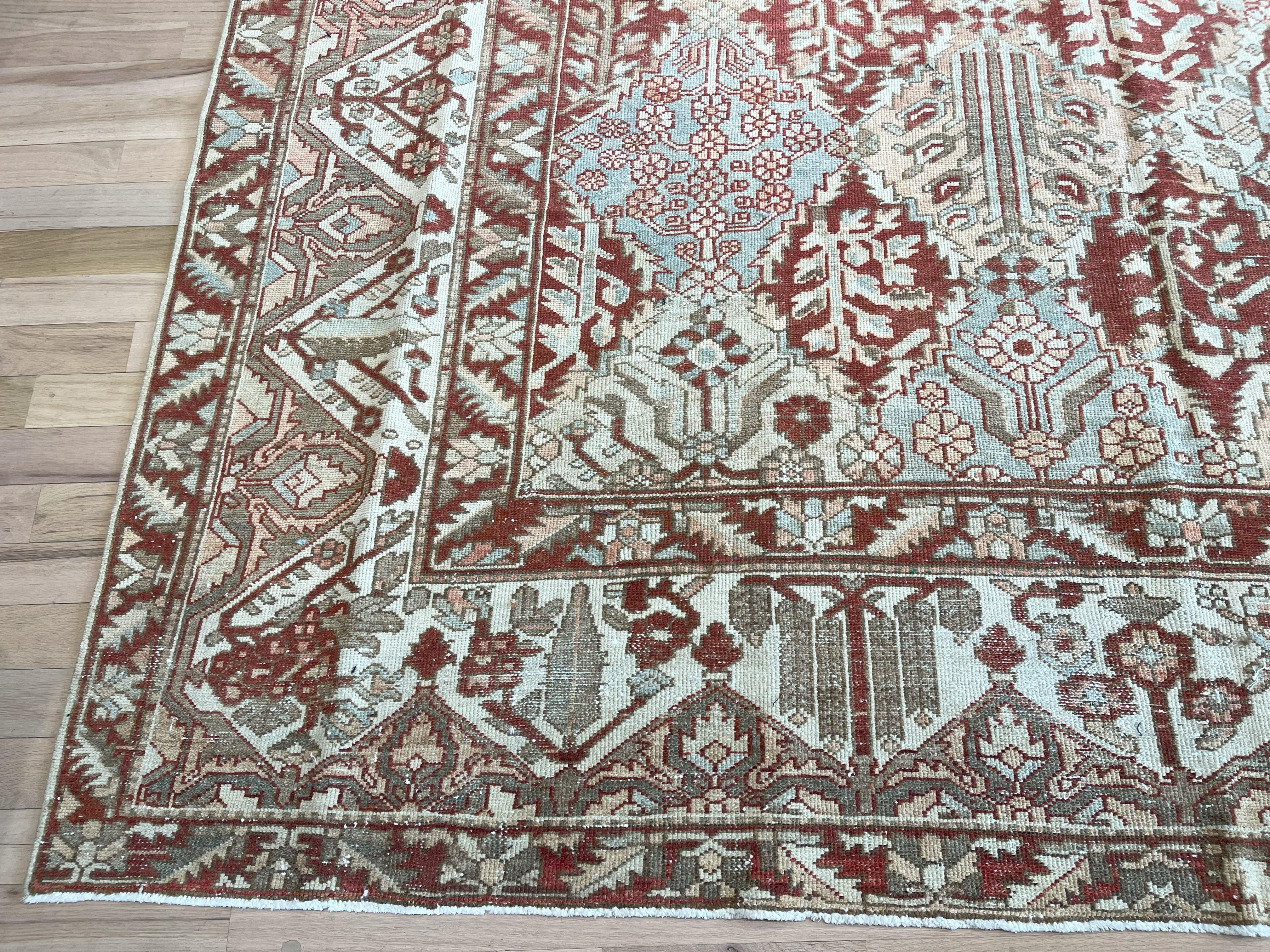 Diamond Design Halbantiker Persischer Bakhtiari-Teppich im Zustand „Gut“ im Angebot in West Hollywood, CA