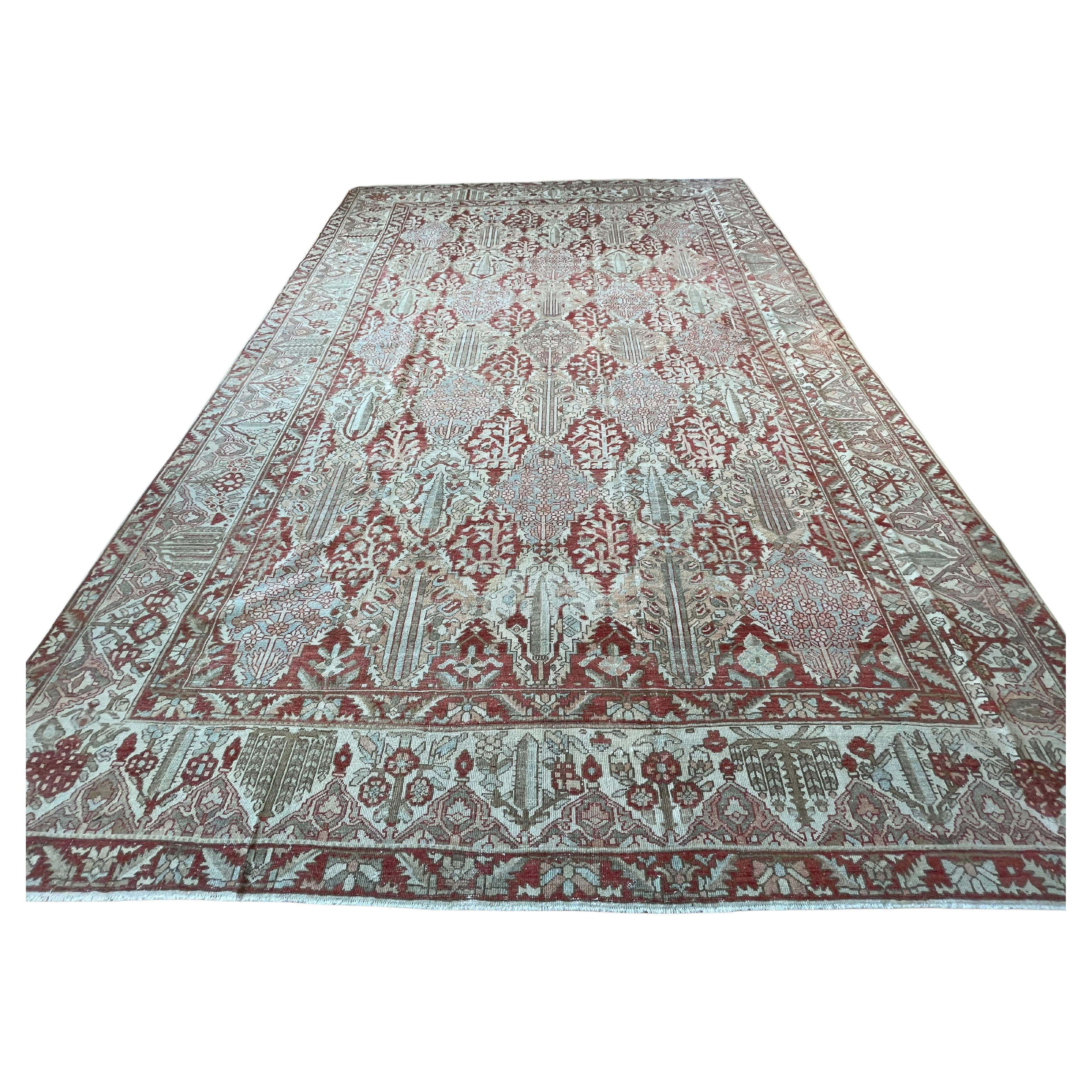 Diamond Design Semi-Antique Persian Bakhtiari Rug