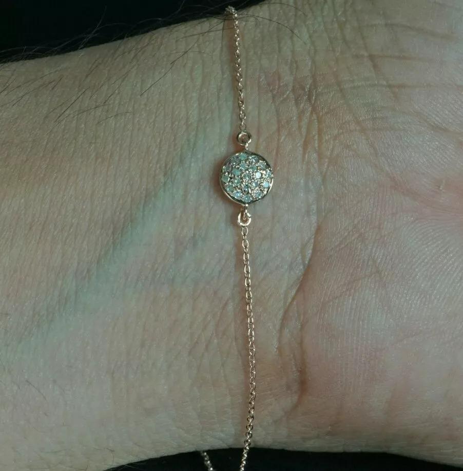 Diamond Disc Chain Bracelet in 14K Yellow Gold In New Condition For Sale In Chicago, IL