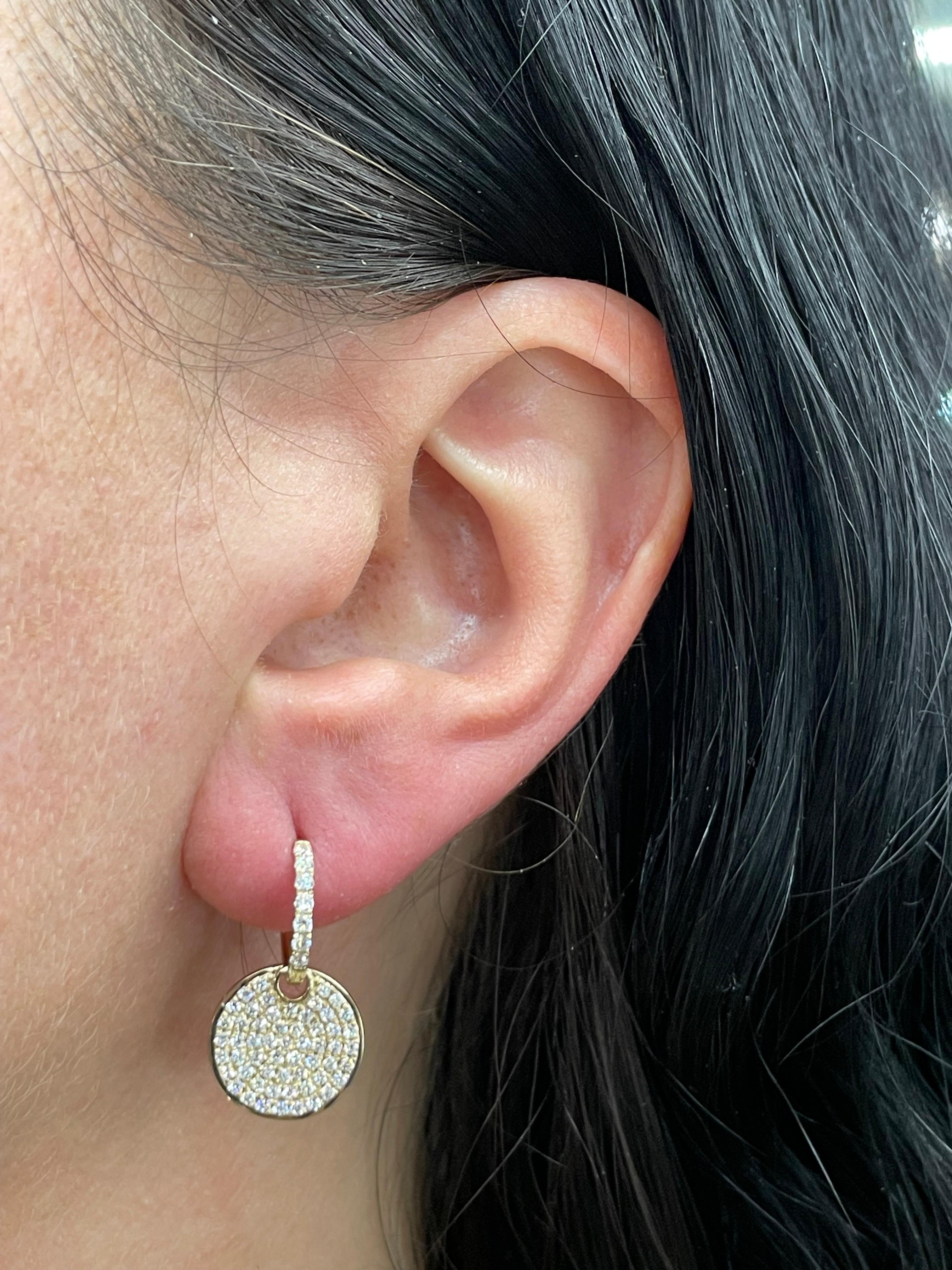 Diamond Disc Hoop Earrings 0.89 Carats 14 Karat Yellow Gold 3.8 Grams In New Condition For Sale In New York, NY