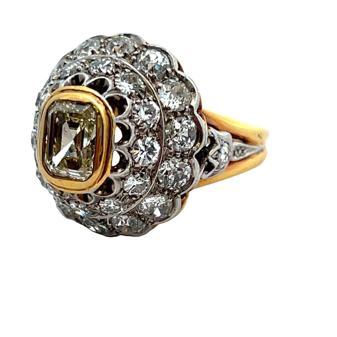 Women's Diamond Dome Cocktail Ring For Sale
