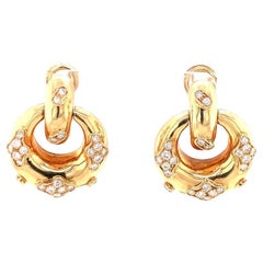 Diamond Doorknocker 18K Yellow Gold Earclips, circa 1970s