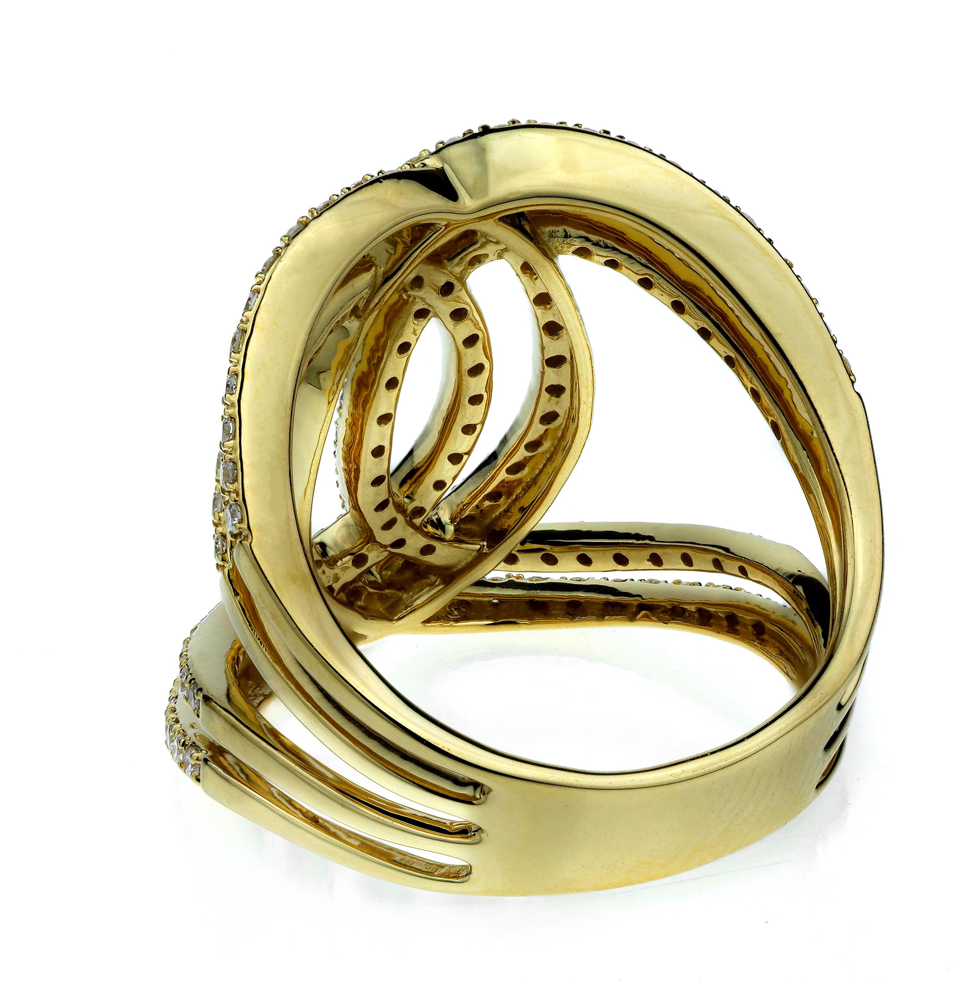 Round Cut Diamond Double CC Ring in 18 Carat Yellow Gold, Modern Design
