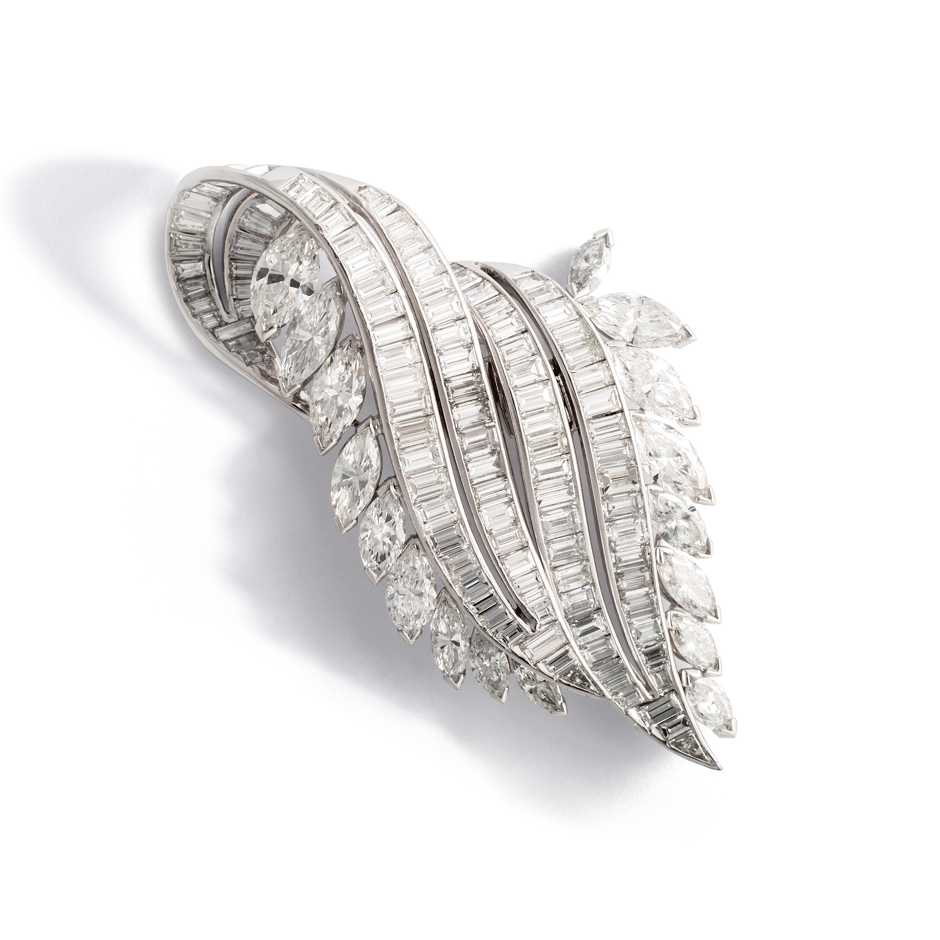 Aesthetic Movement Diamond Double Clip Brooch For Sale