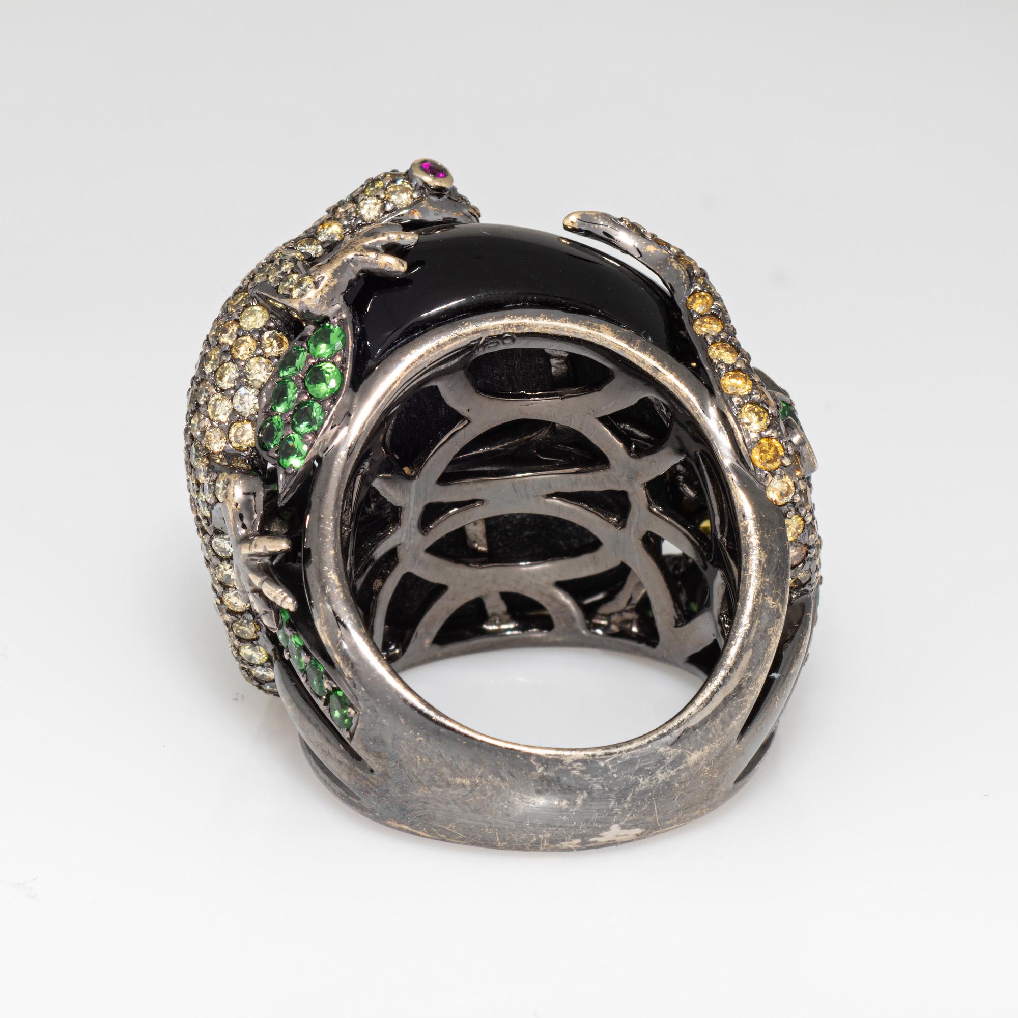 Diamond Double Lizard Ring Sz 6.5 Estate 18k White Gold Garnet Band Jewelry In Good Condition In Torrance, CA