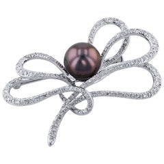 Diamond Dragonfly Pendant with Colored Pearl