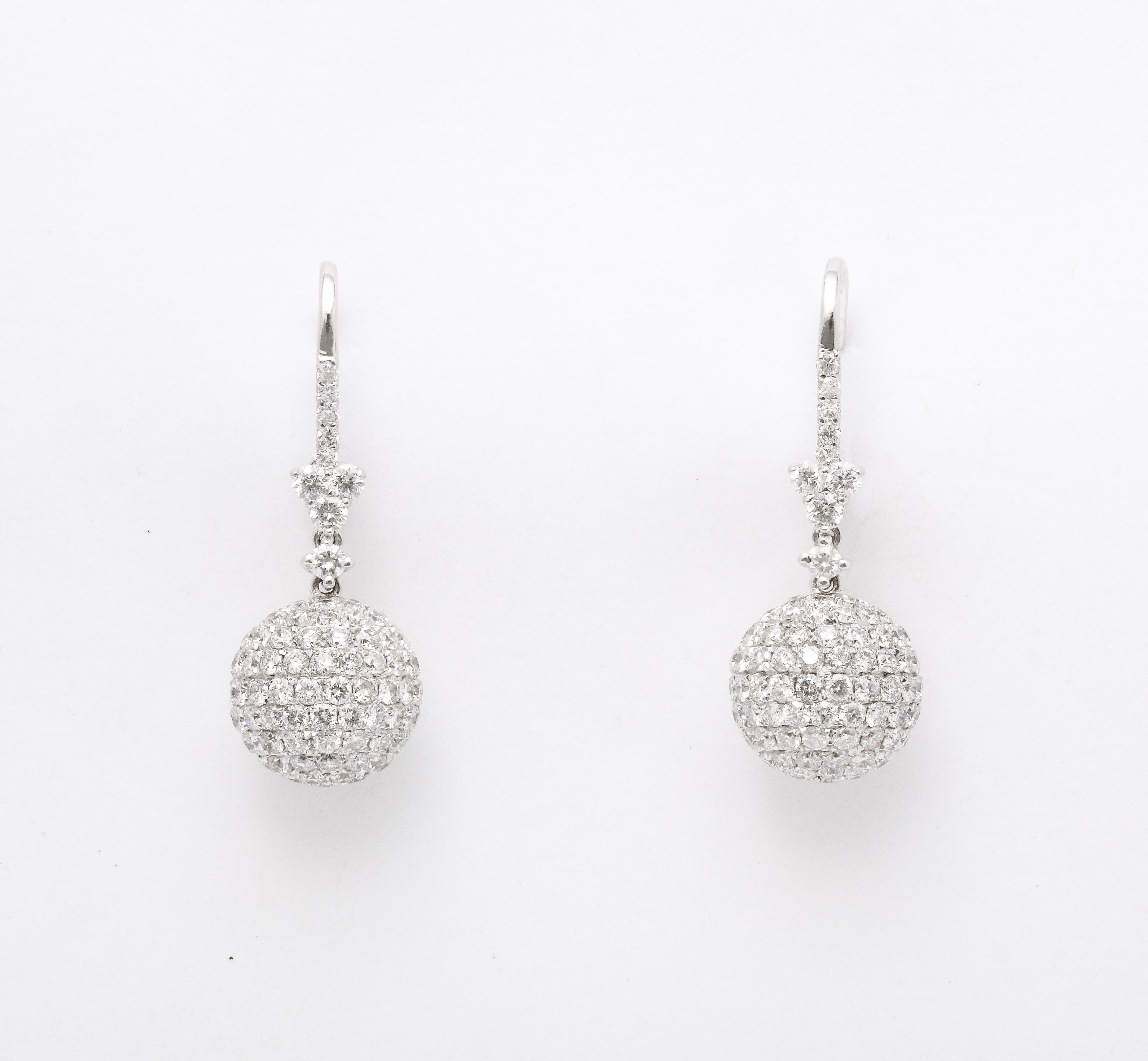 Women's Diamond Drop Earring For Sale