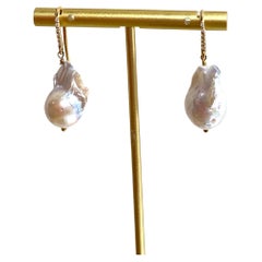 Boucles d'oreilles en goutte en diamants et perles baroques