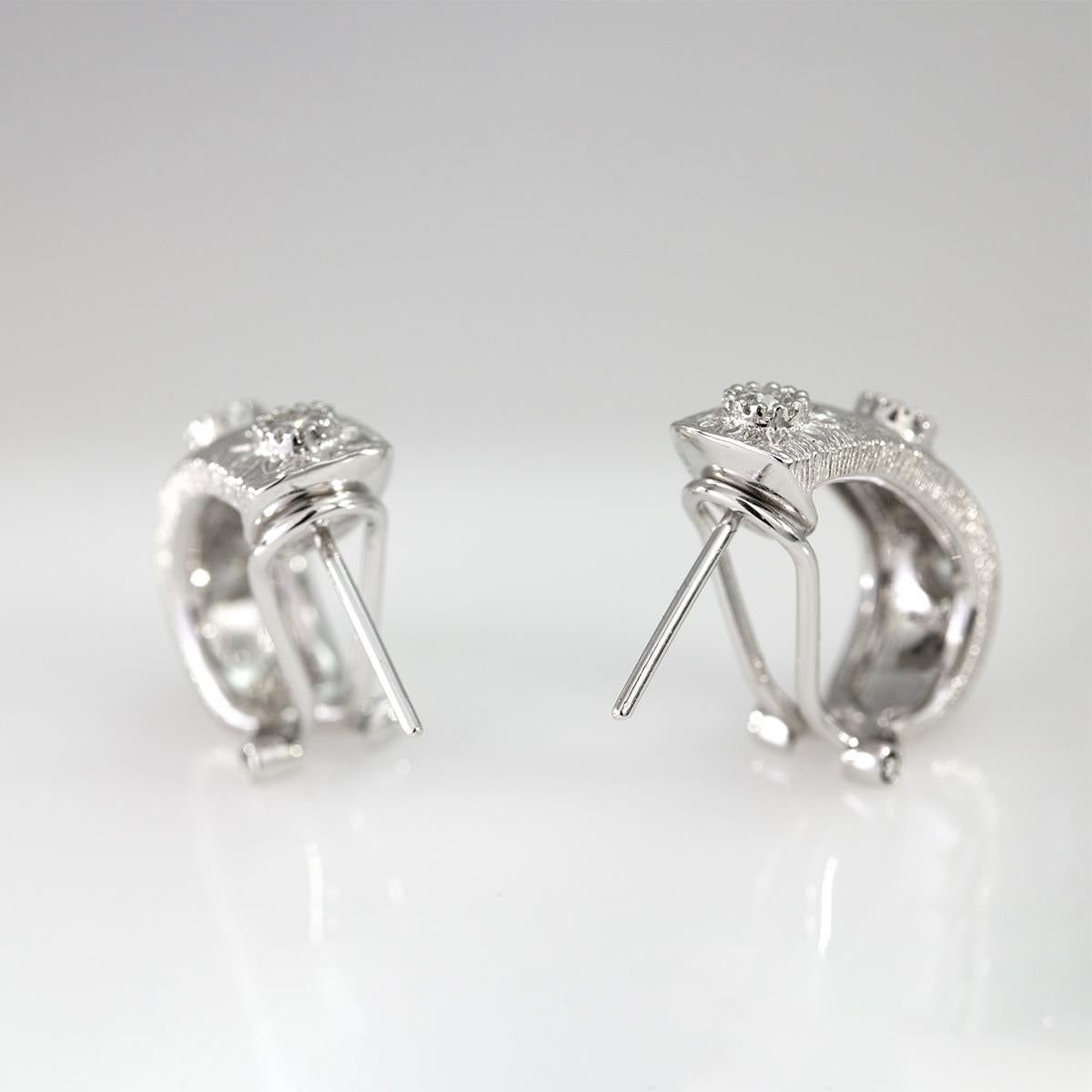 Contemporary Diamond Drop Earrings 14 Karat White Gold For Sale