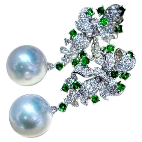 Diamond Drop Earrings 18K White Gold 1.70 Carat For Sale