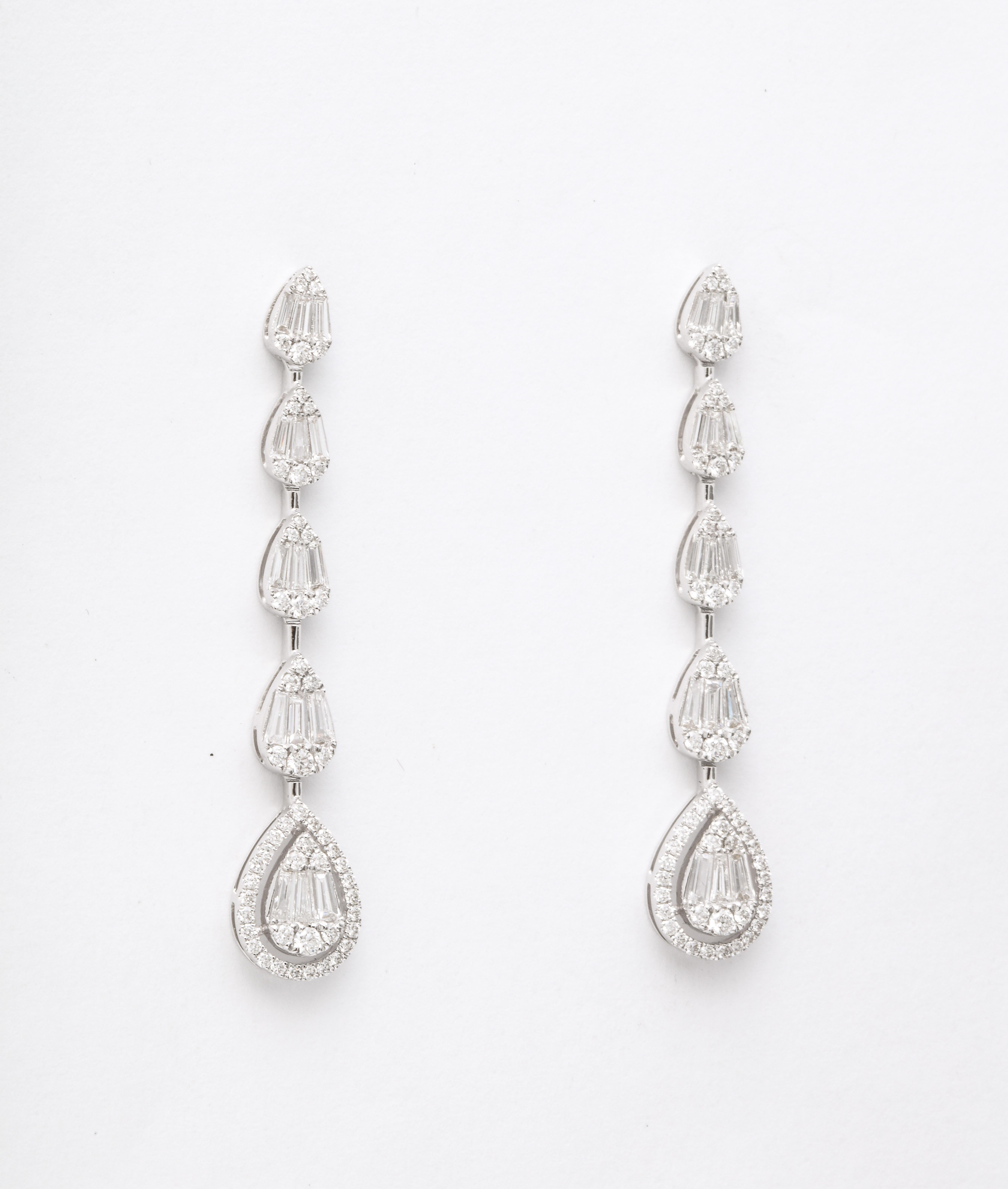 Women's Diamond Drop Earrings For Sale