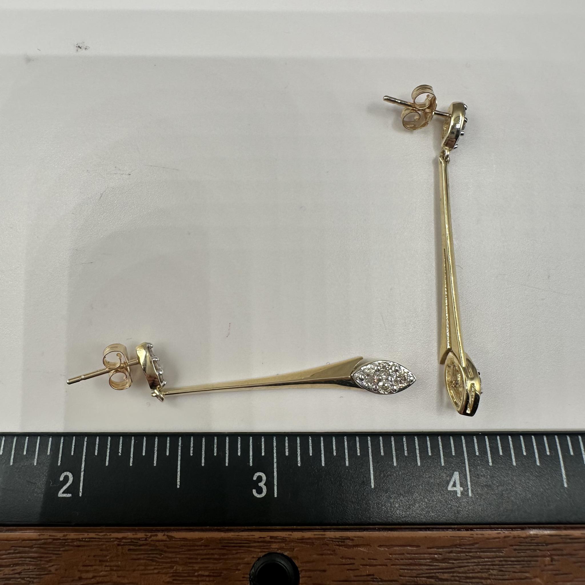 Diamond Drop Earrings in 14kt Yellow Gold - 0.50ctw HI SI, Push Backs, New In New Condition For Sale In West Hempstead, NY
