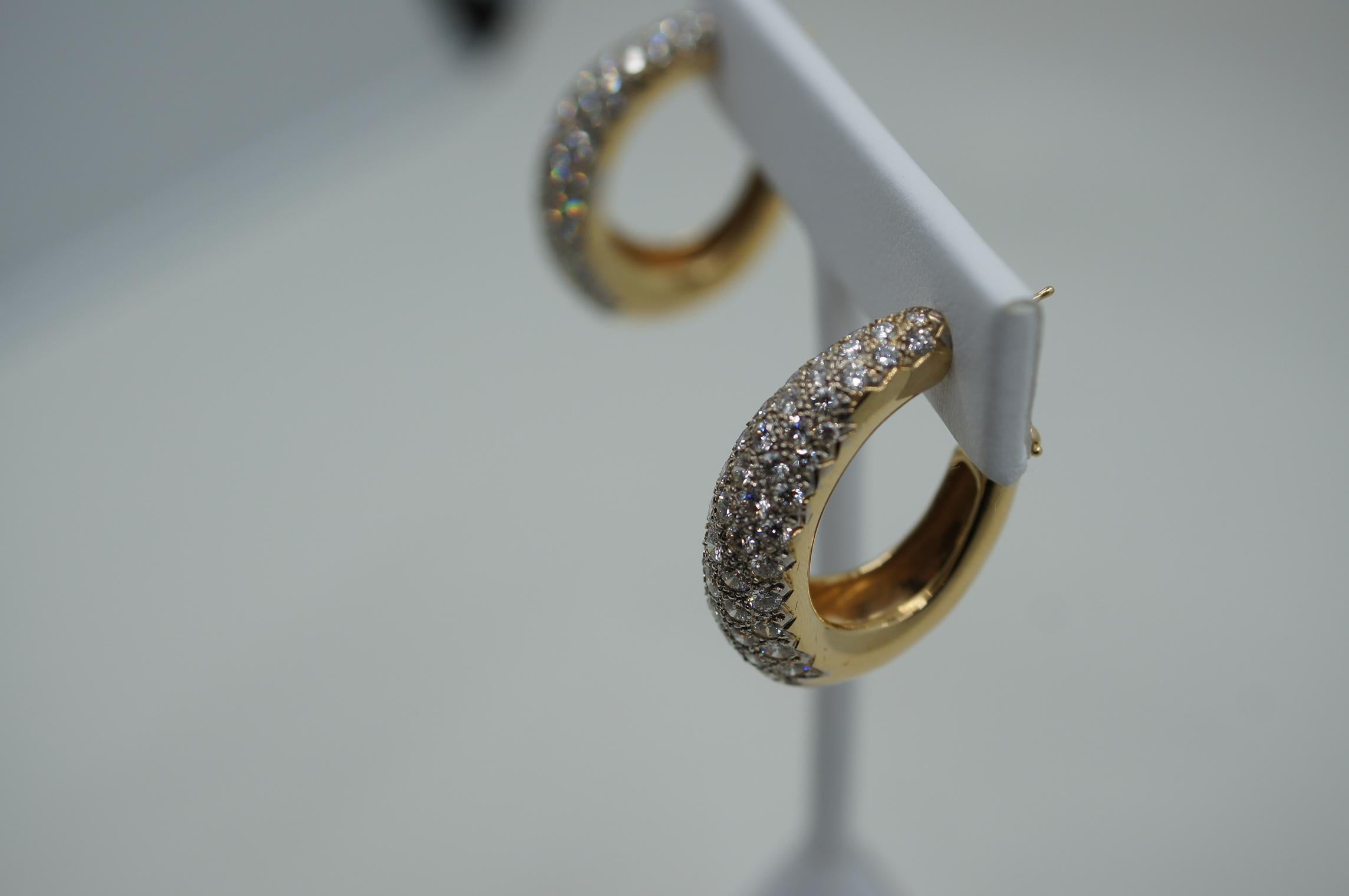 Diamond Drop Hoop Earrings 4.64 Carats In Good Condition In Mammoth Lakes, CA