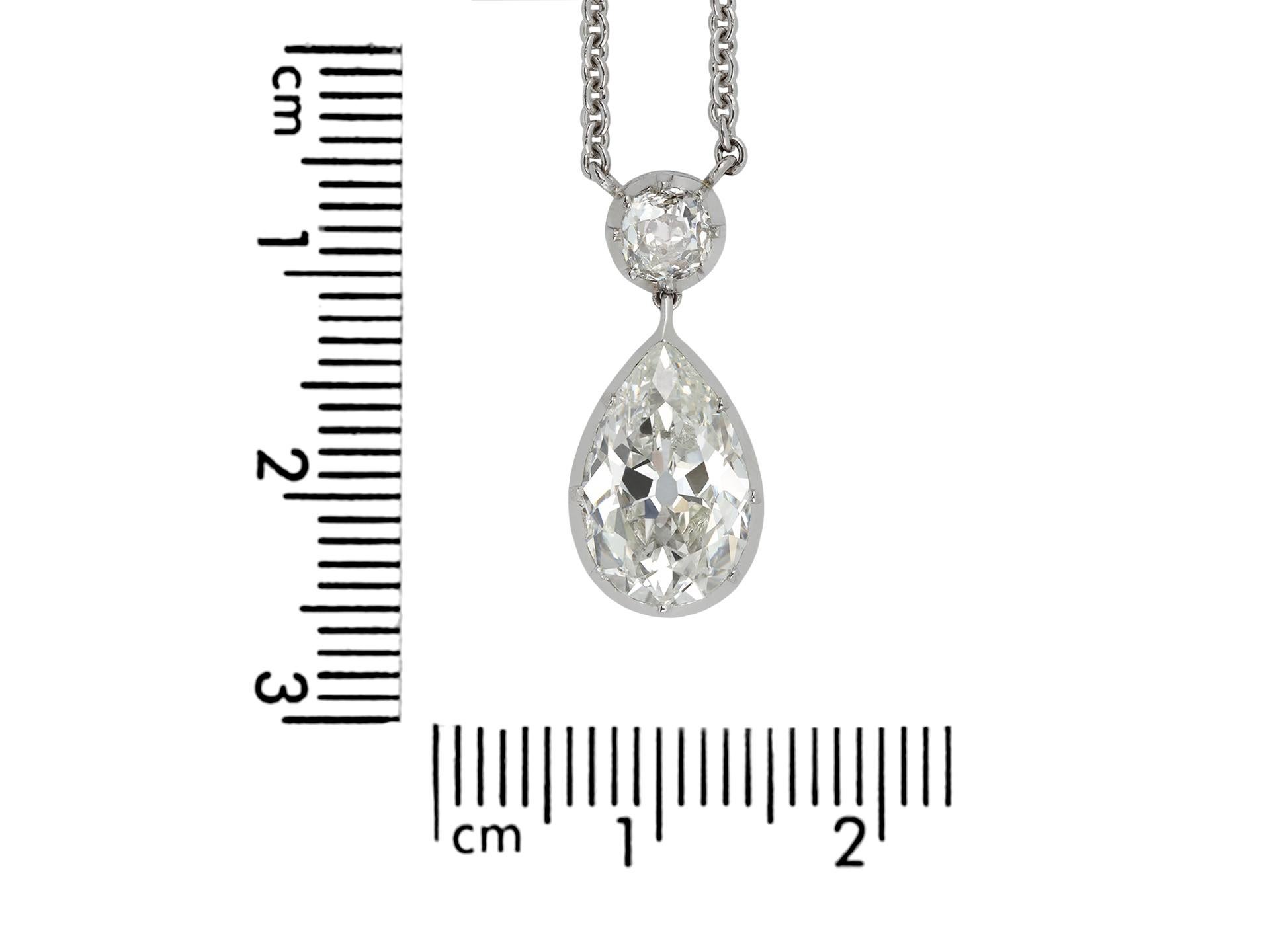 Diamanttropfen-Halskette, um 1920. (Tropfenschliff) im Angebot