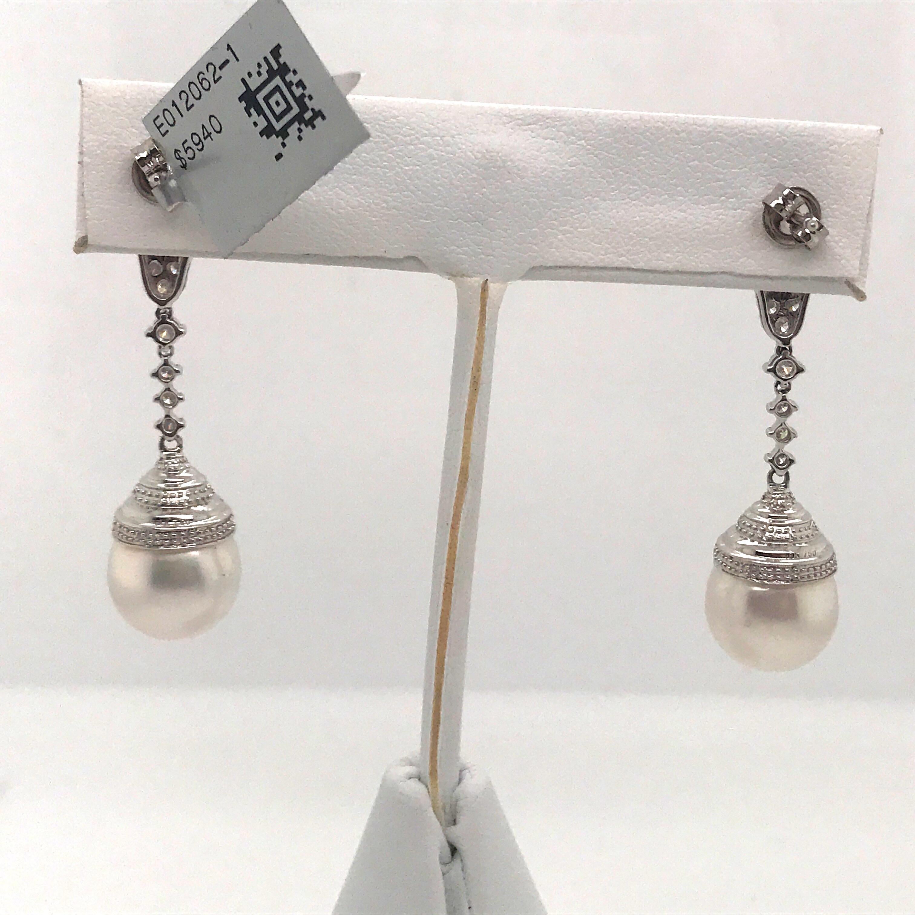 Diamond Drop South Sea Pearl Earrings 0.90 Carat 18 Karat White Gold In New Condition For Sale In New York, NY