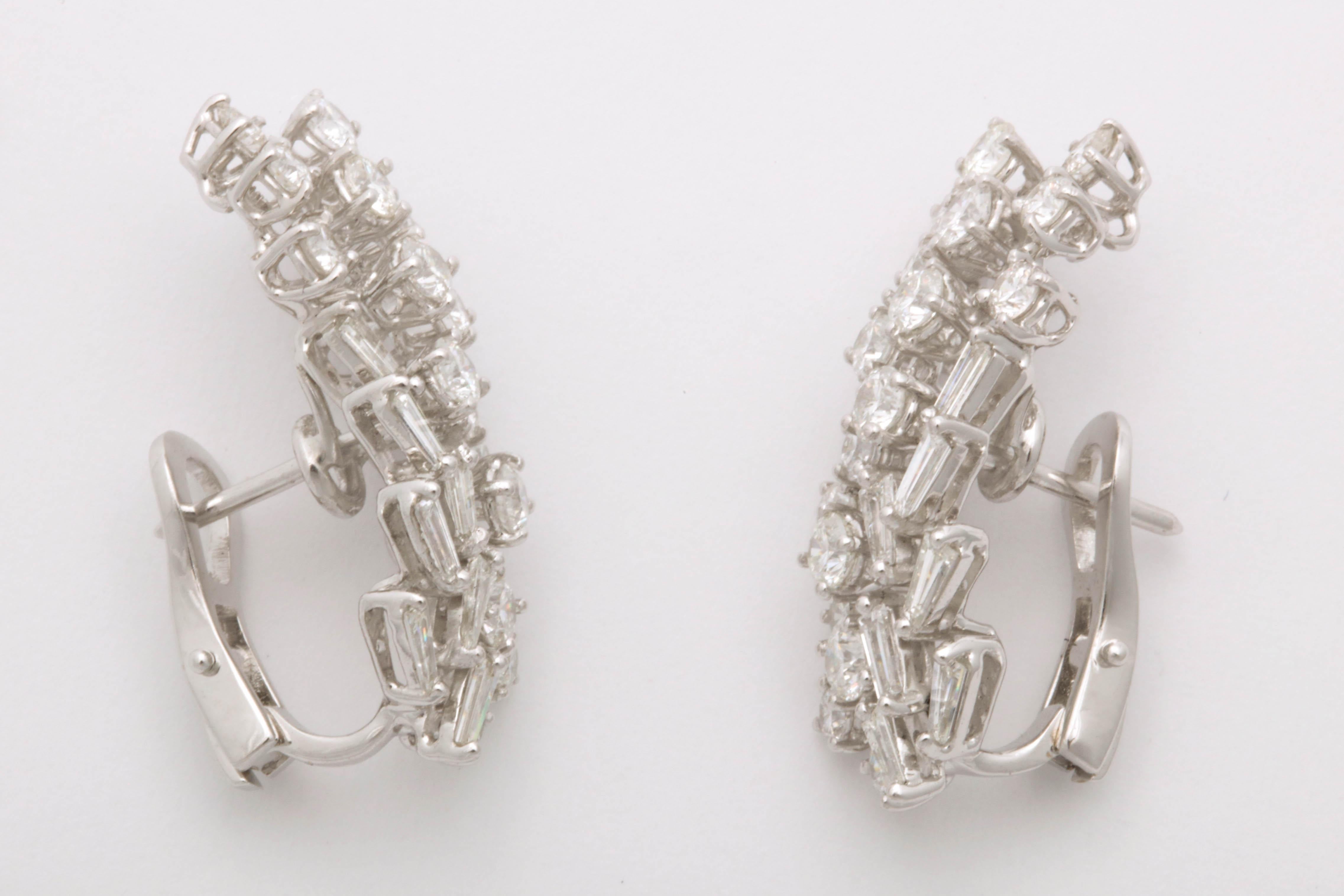Diamant-Ohrringe Clusters im Zustand „Neu“ im Angebot in New York, NY