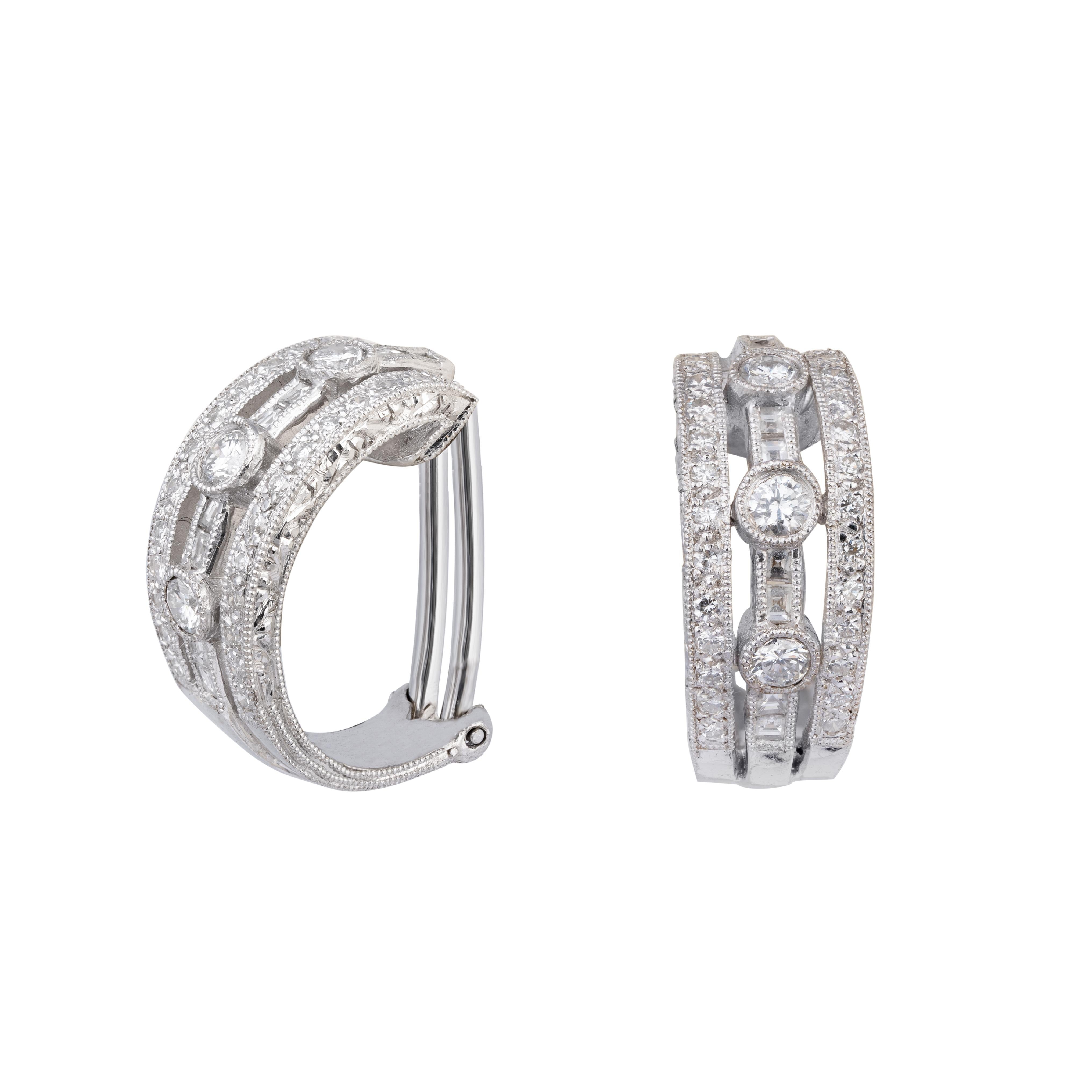 De las mujeres Pendiente de diamantes en oro de 18 quilates en venta