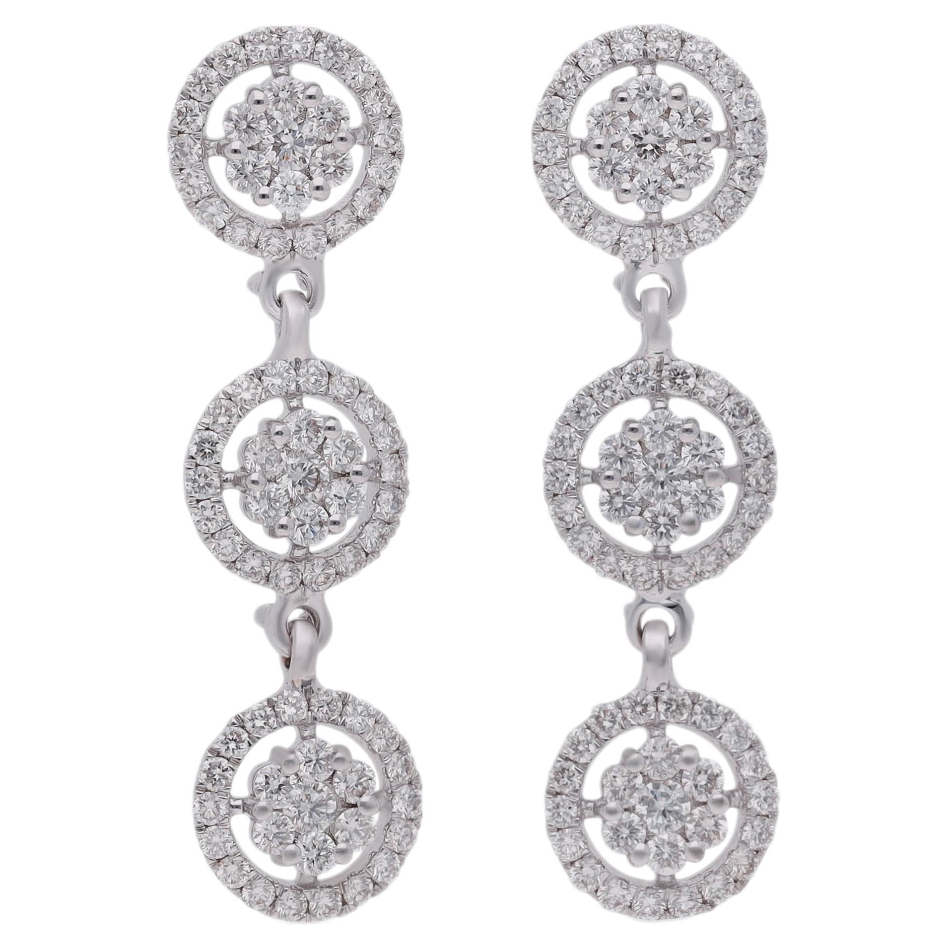 Orecchino con diamante in oro bianco 18 carati in vendita