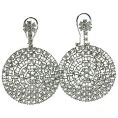 Orecchini di diamanti in oro bianco 14K a goccia geometrica rotonda 5,07 TDW