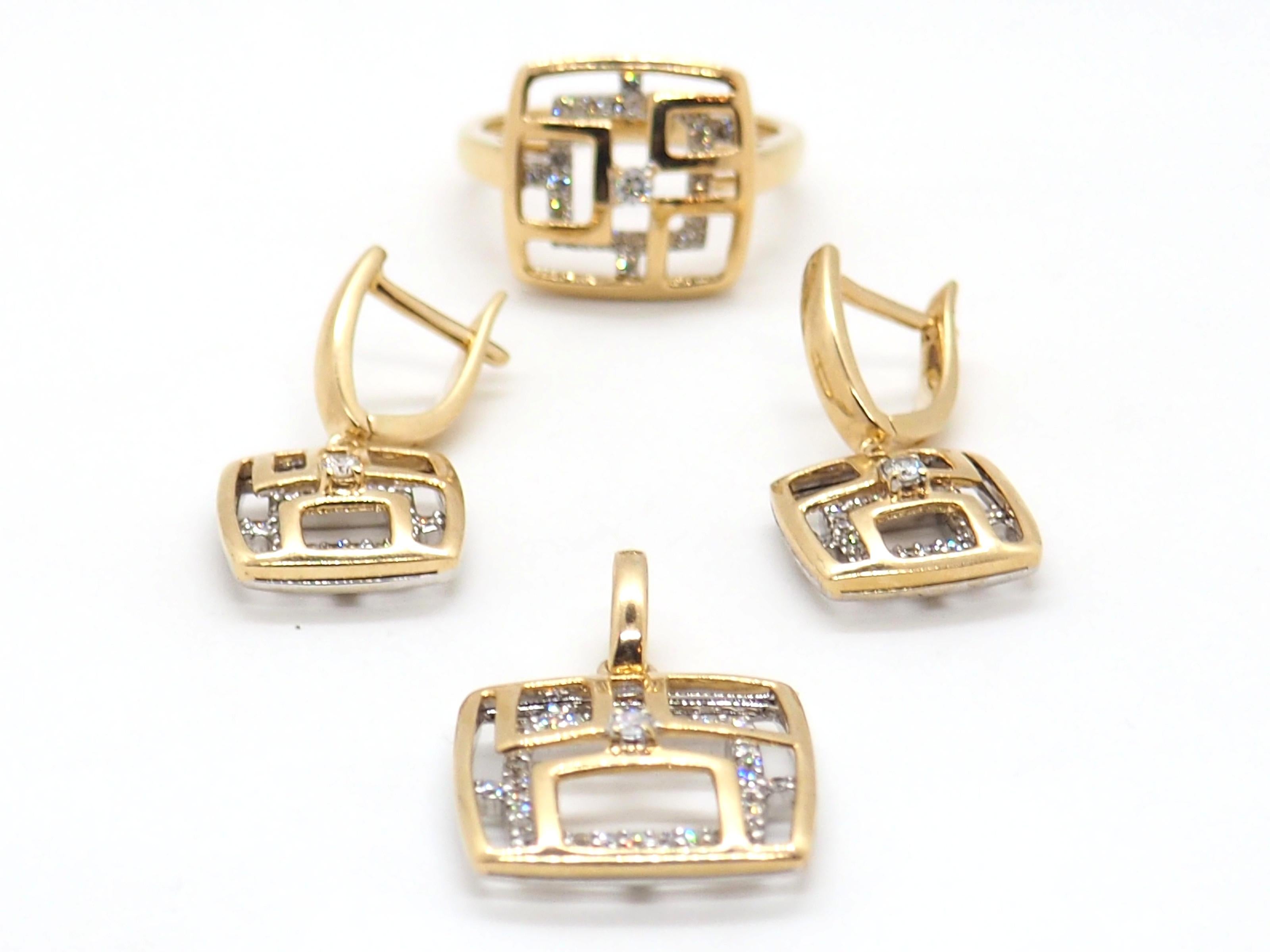 Women's Diamond Earrings 14K Yellow White gold For Sale