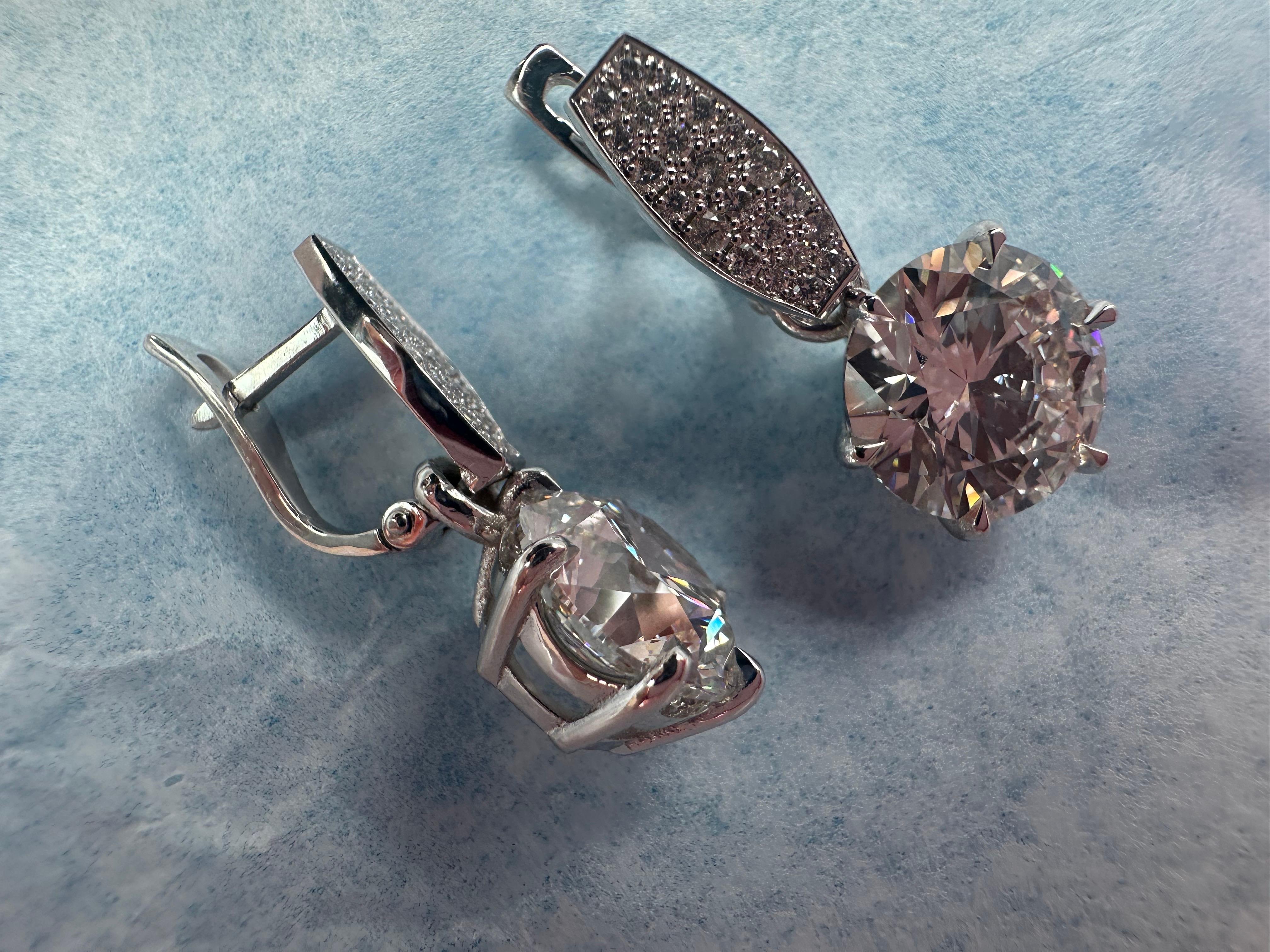 Orecchini con diamanti Orecchini da cocktail in oro bianco 14KT in vendita 1