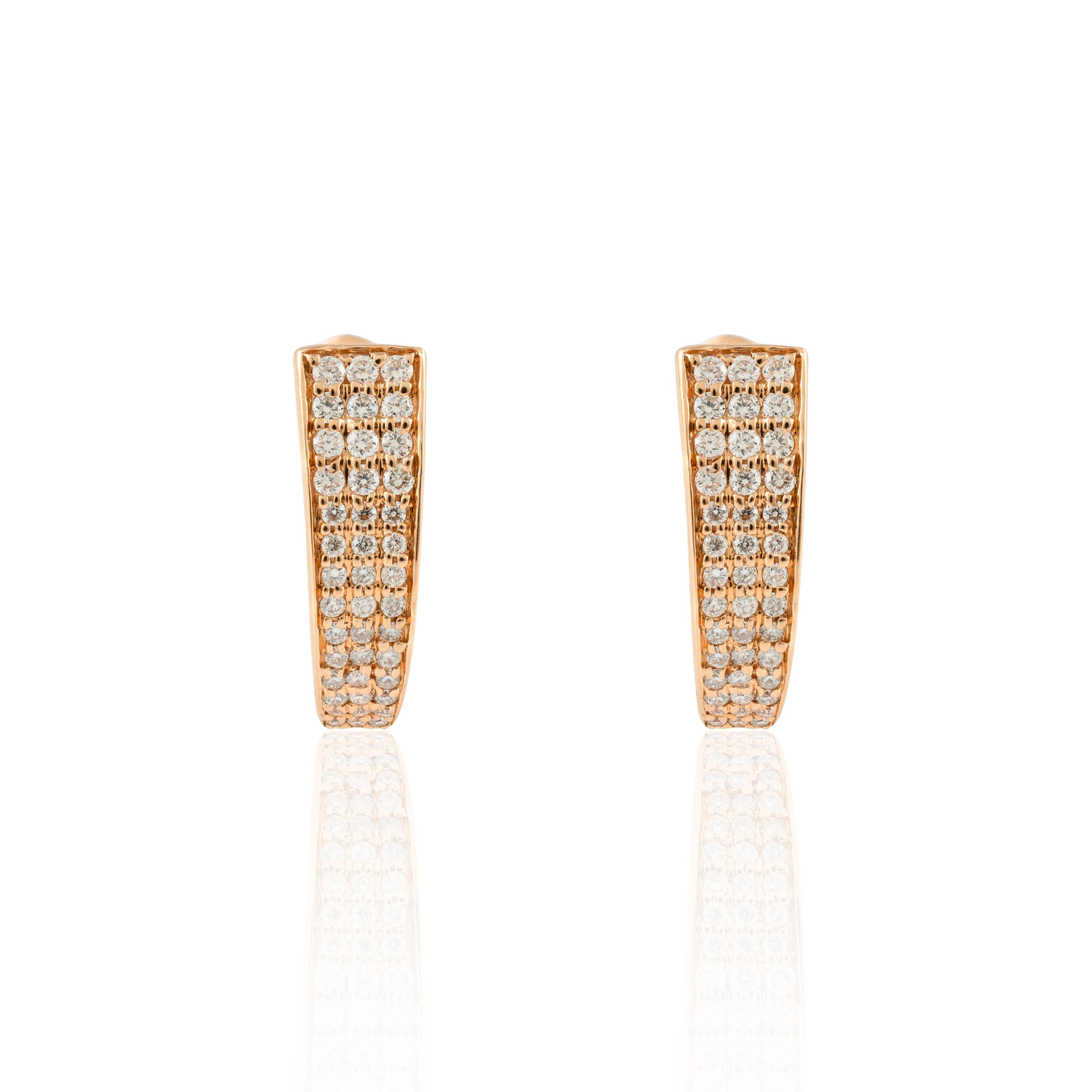 Contemporary Diamond Earrings Everyday Fine Jewelry For Women in 18k Solid Rose Gold For Sale