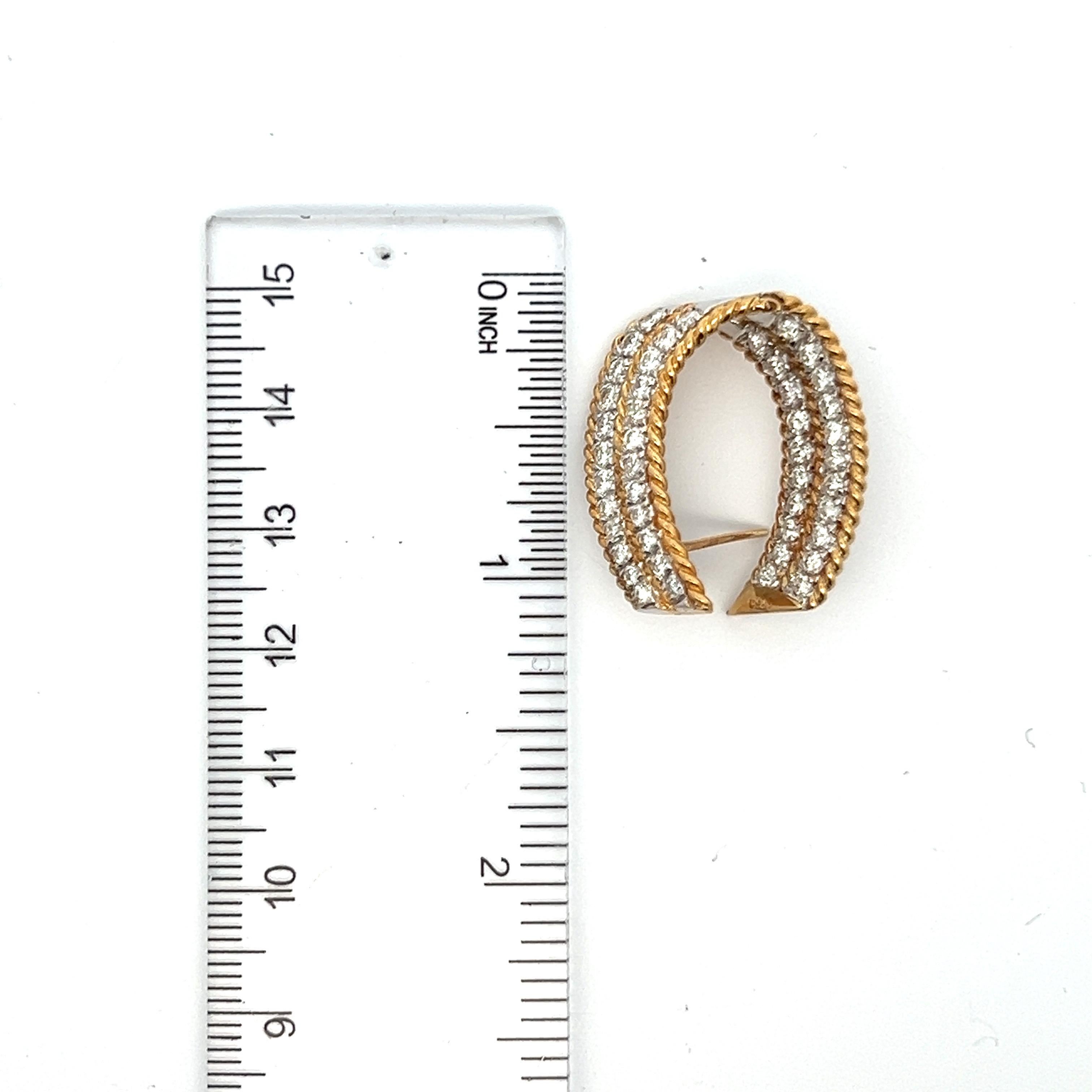 Diamond Earrings In Excellent Condition For Sale In New York, NY