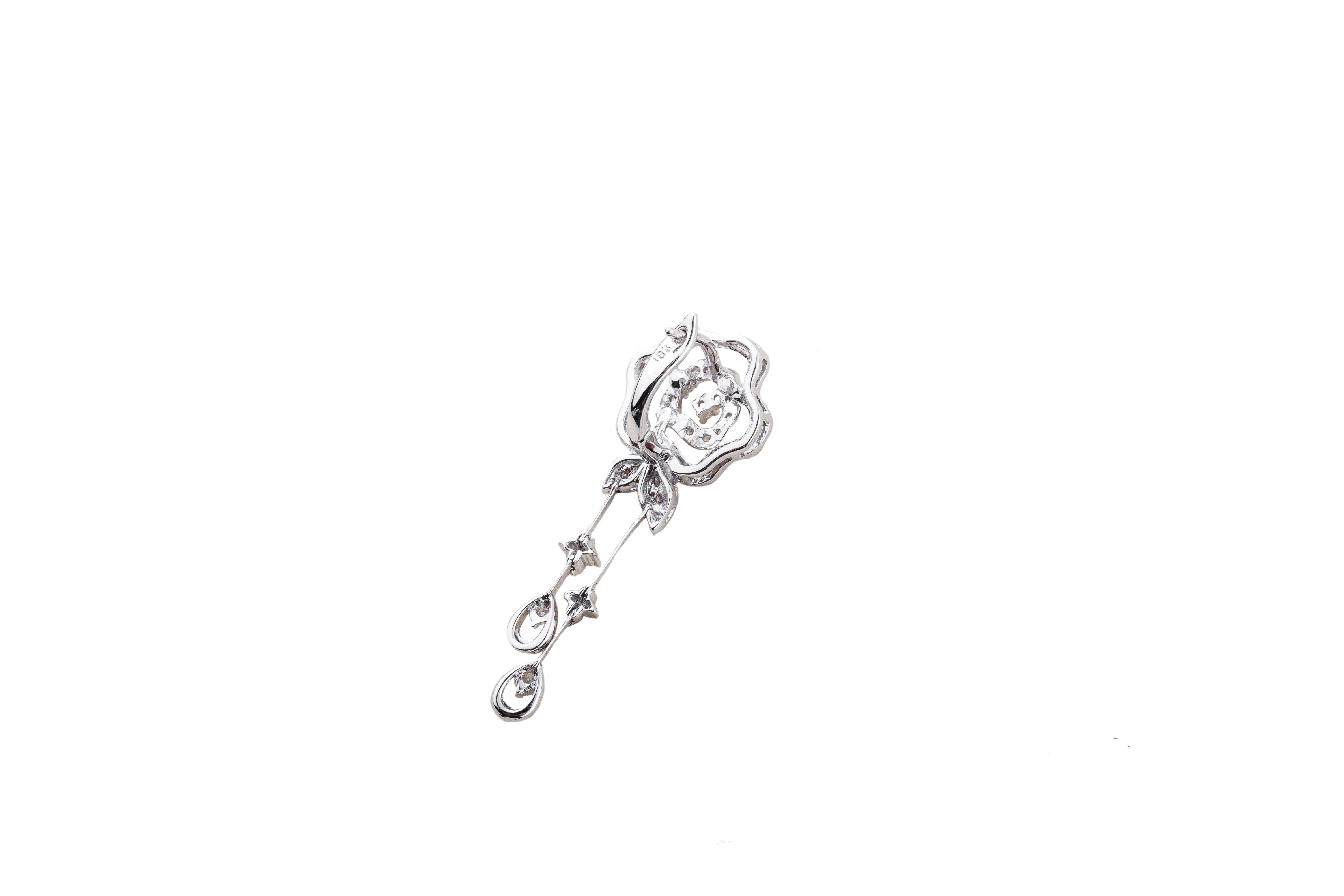 Lange Diamant-Ohrringe aus 18 Karat (Gemischter Schliff) im Angebot