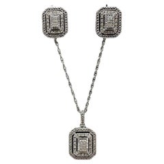 Orecchini con diamanti e collana con ciondolo in argento sterling - 0,25ctw, 18in, New